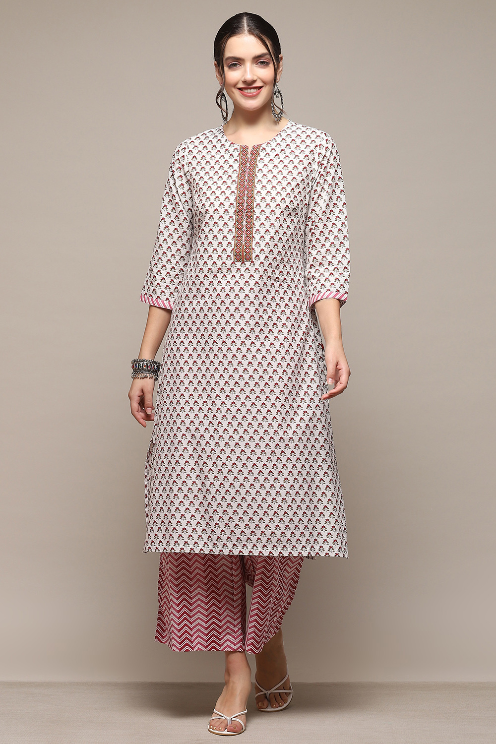 Off White Cambric Straight Kurta Palazzo Suit Set image number 6