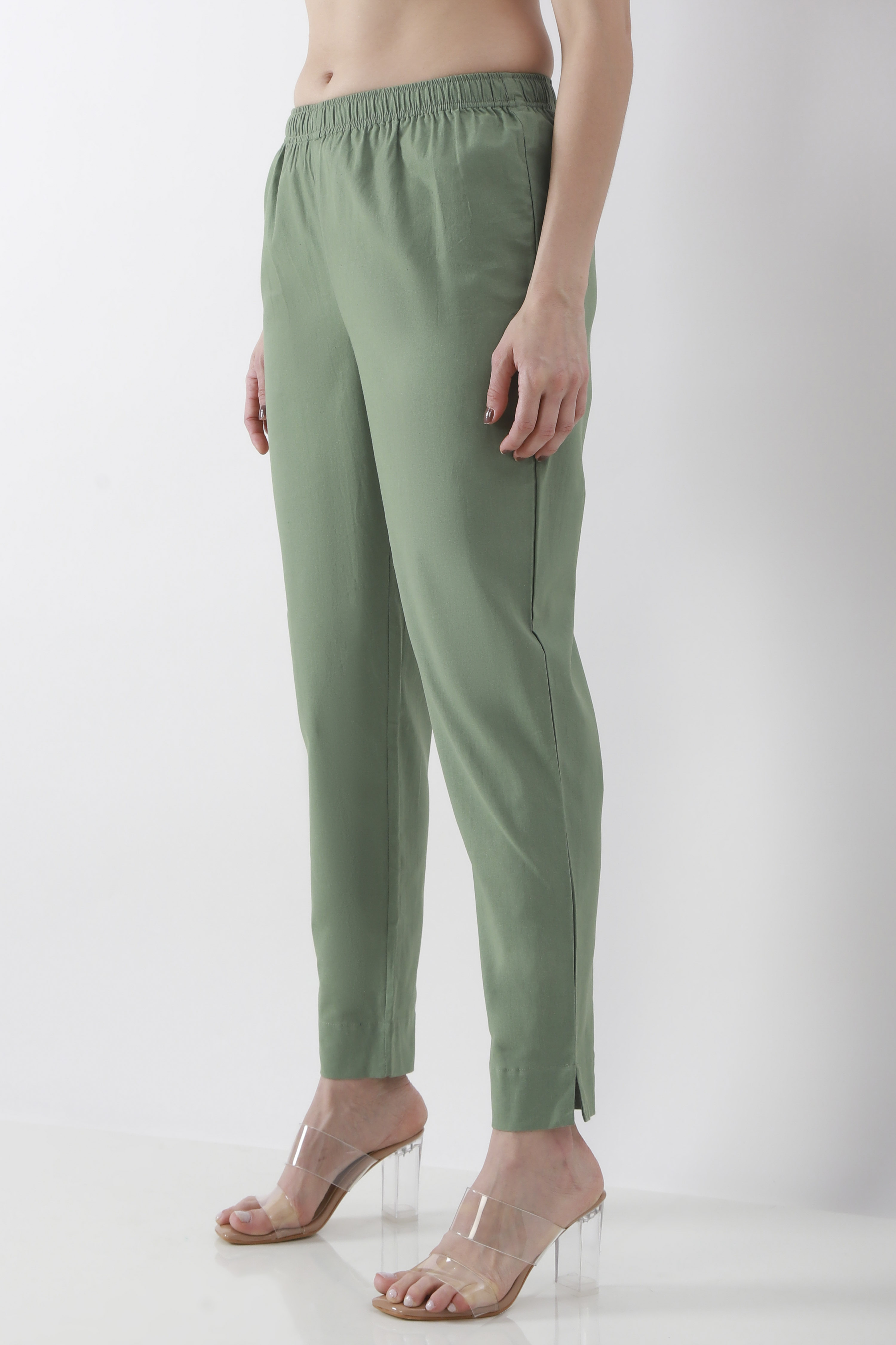 Bottle Green Cotton Solid Fitted Pants image number 2