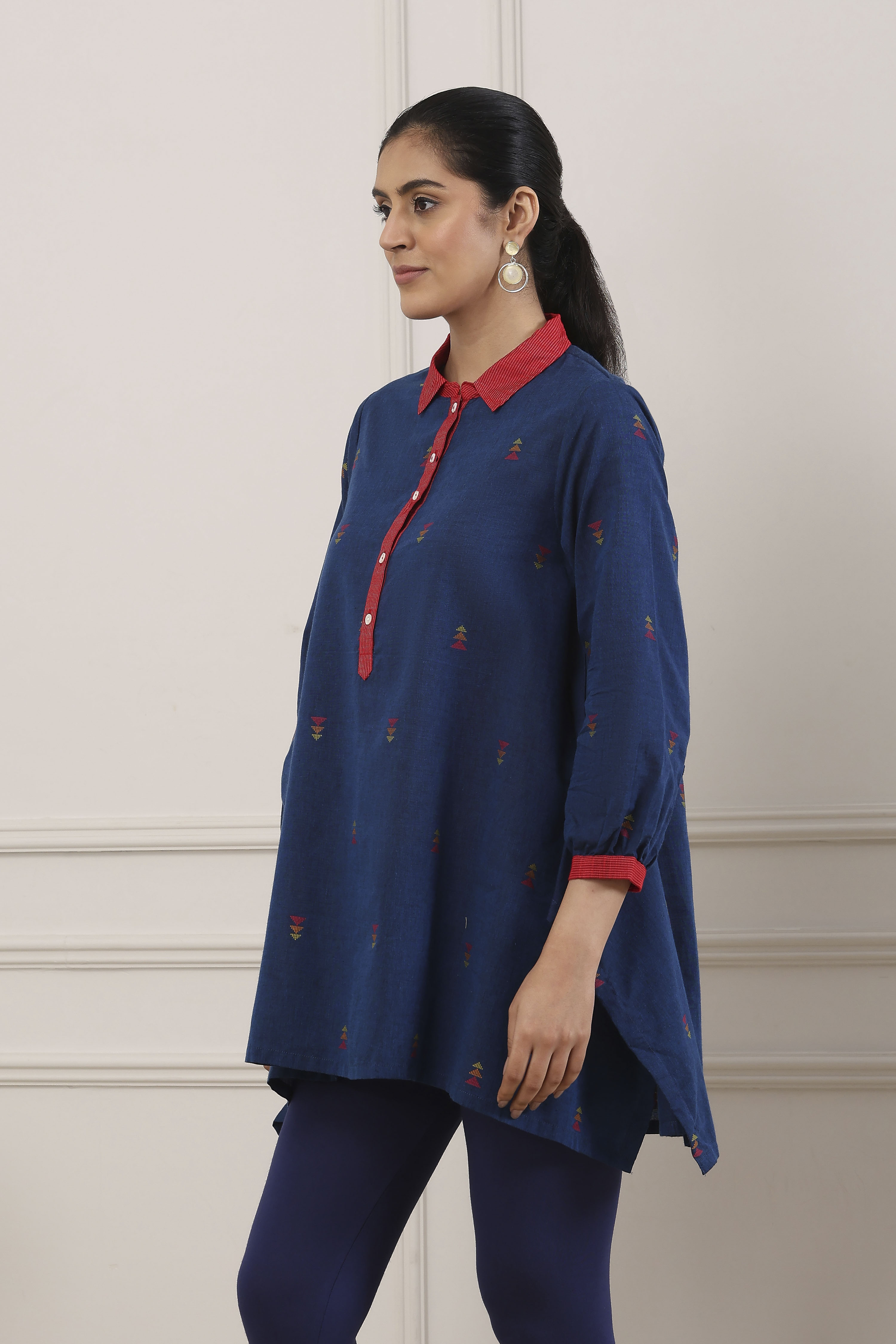Blue Cotton Geometric Printed Shirt Style Kurti image number 2