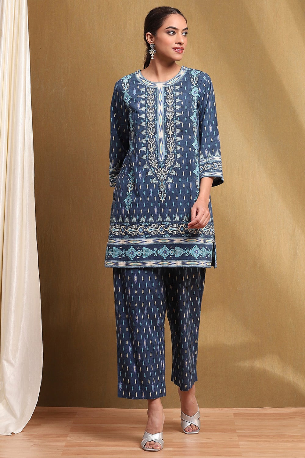 Blue Cotton Printed Straight Kurta Set image number 0