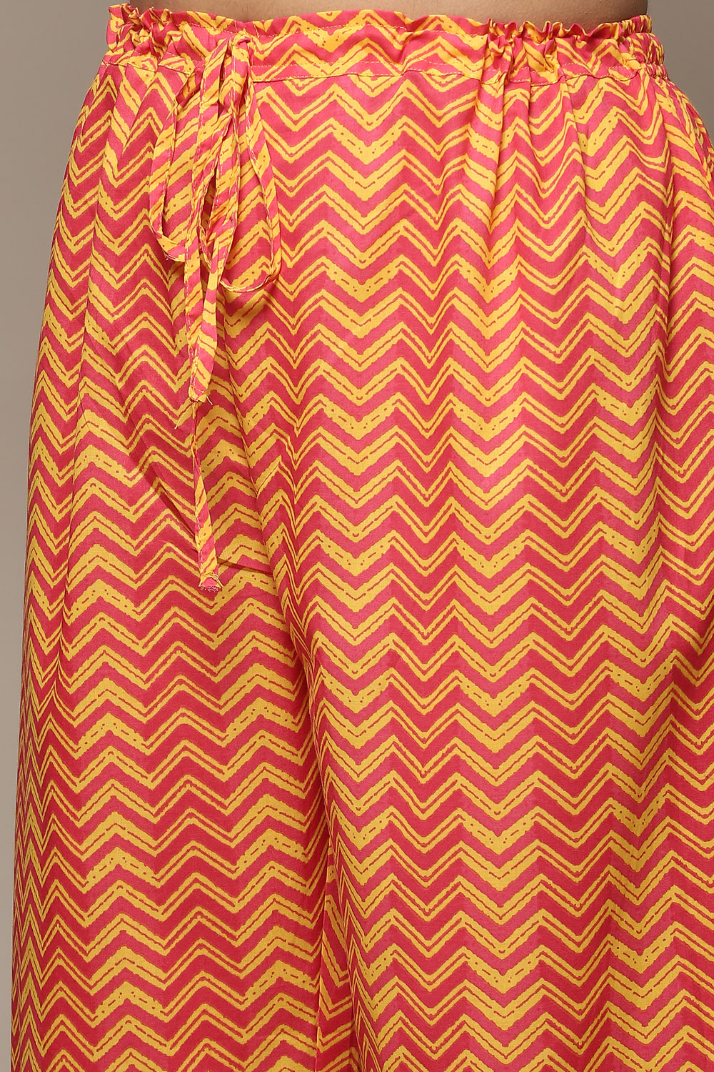 Off White Cotton Straight Kurta Palazzo Suit Set image number 2