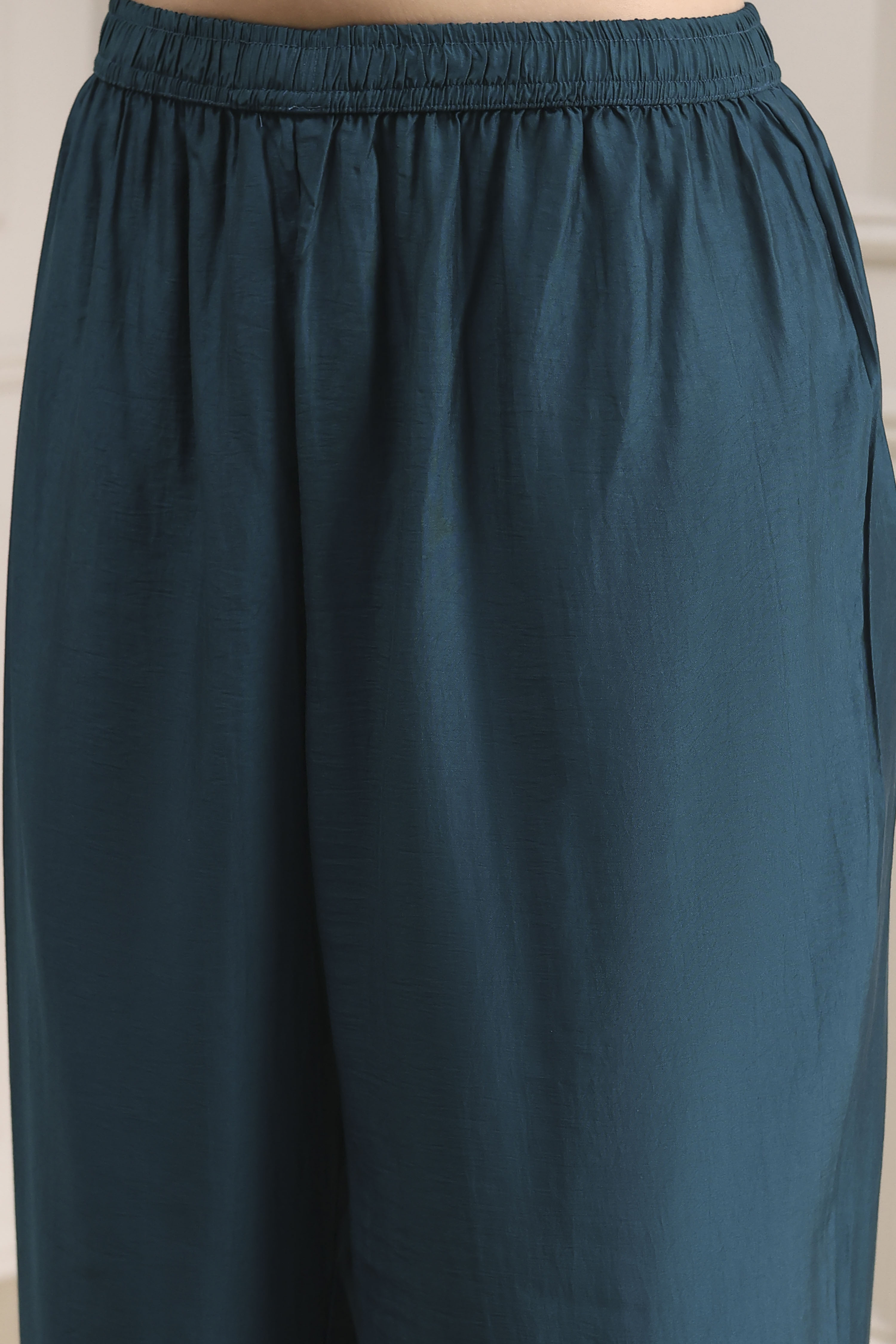 Burnt Orange Dyed Asymmetric Kurta Set image number 2