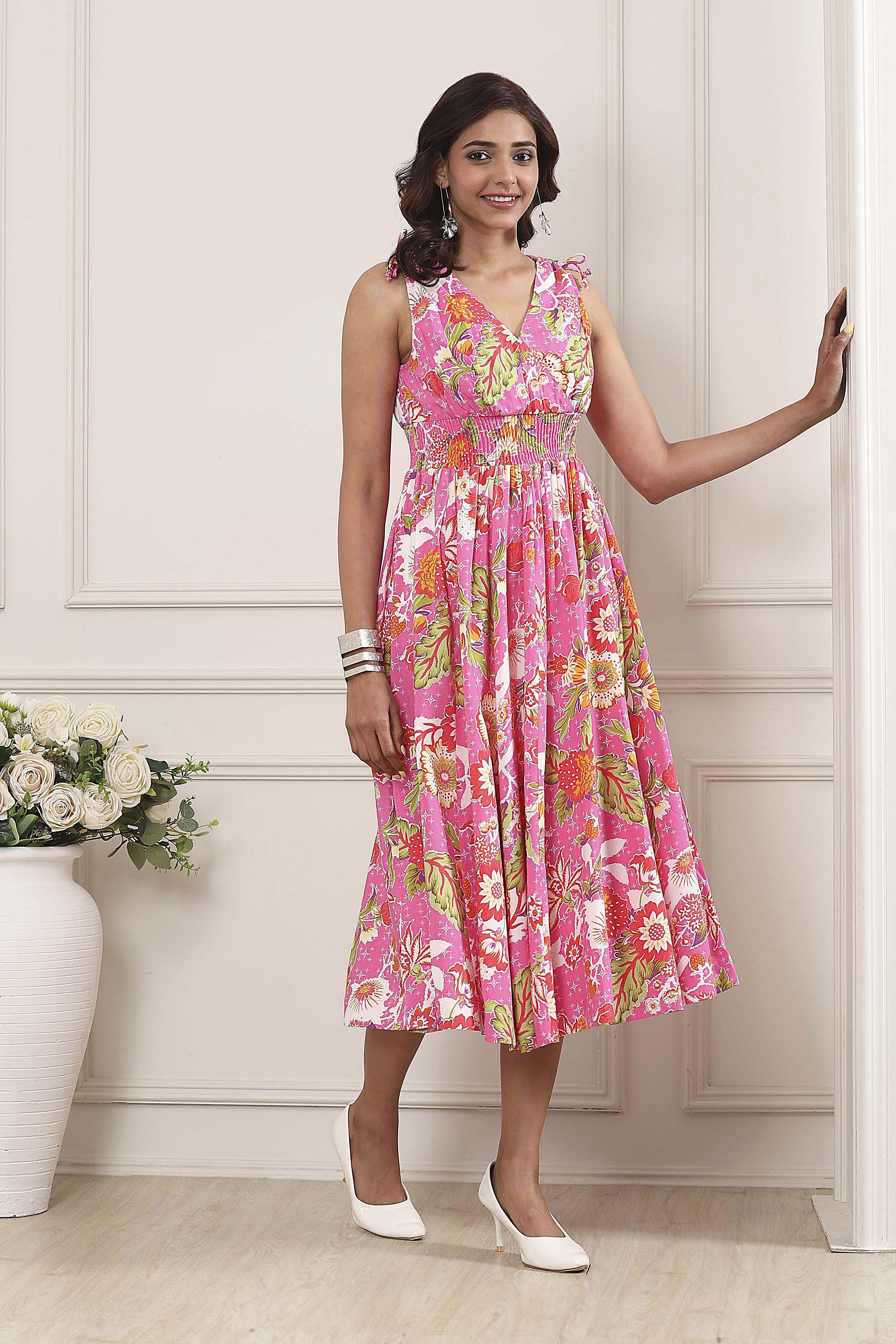 Pink Floral Printed Kalidar Flared Dress image number 4