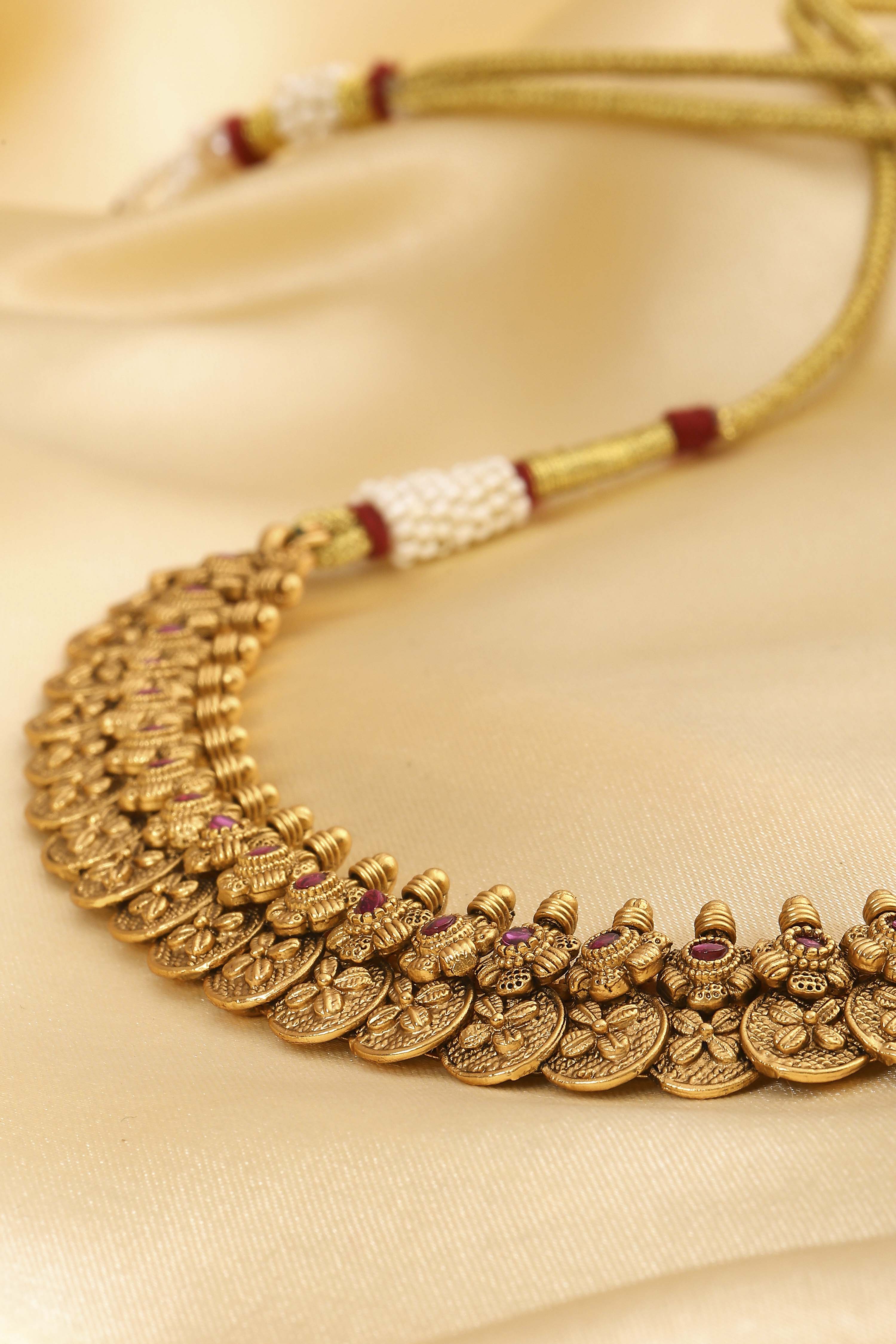 Red Brass Necklace Set image number 4