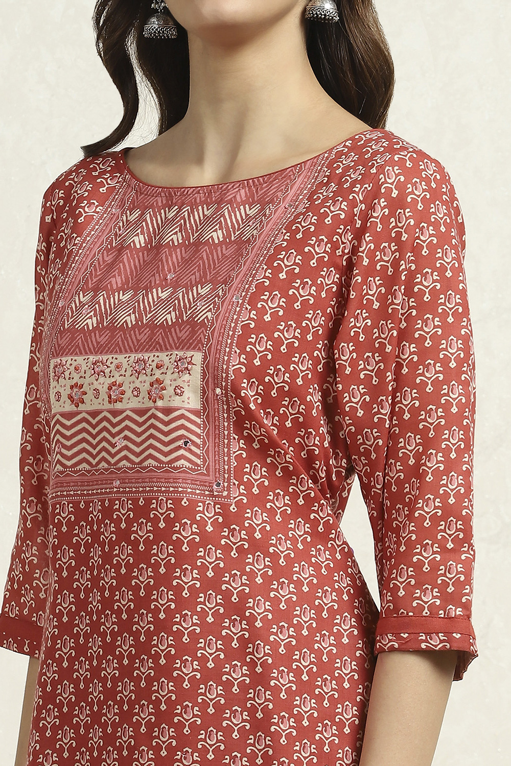 Green Cotton Blend Printed Unstitched Suit Set image number 2