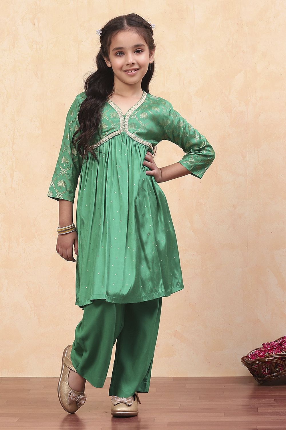 Green Viscose Blend Gathered A-line Festive Kurta Set image number 6