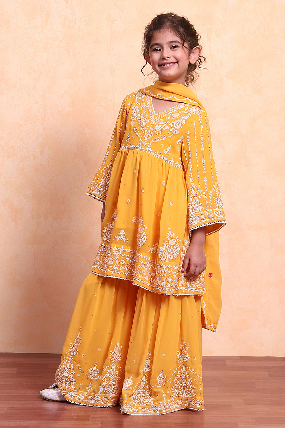 Yellow Polyester Blend Flared Suit Set image number 3