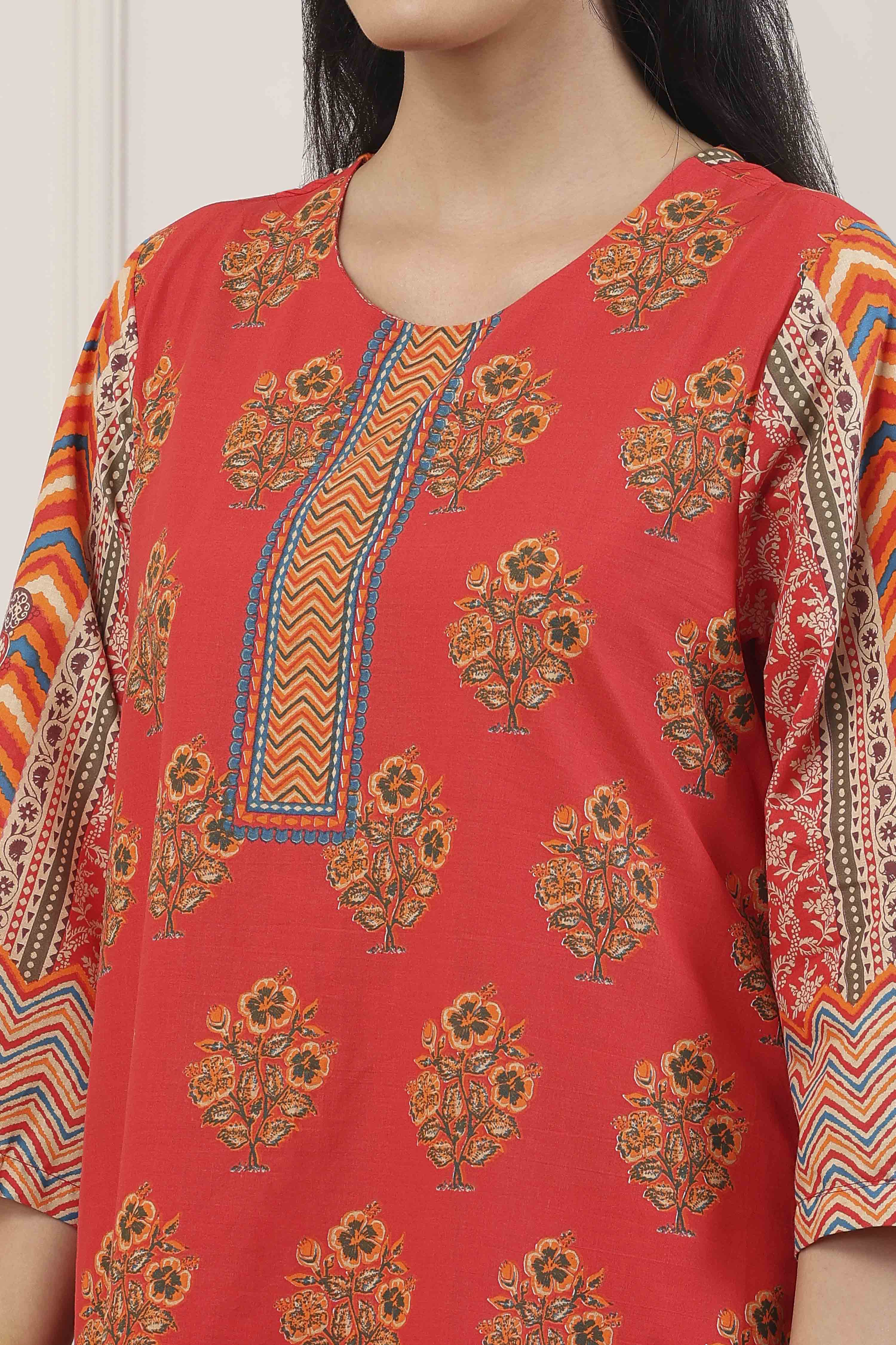 Red Cotton Floral Motifs Straight Suit Set image number 1