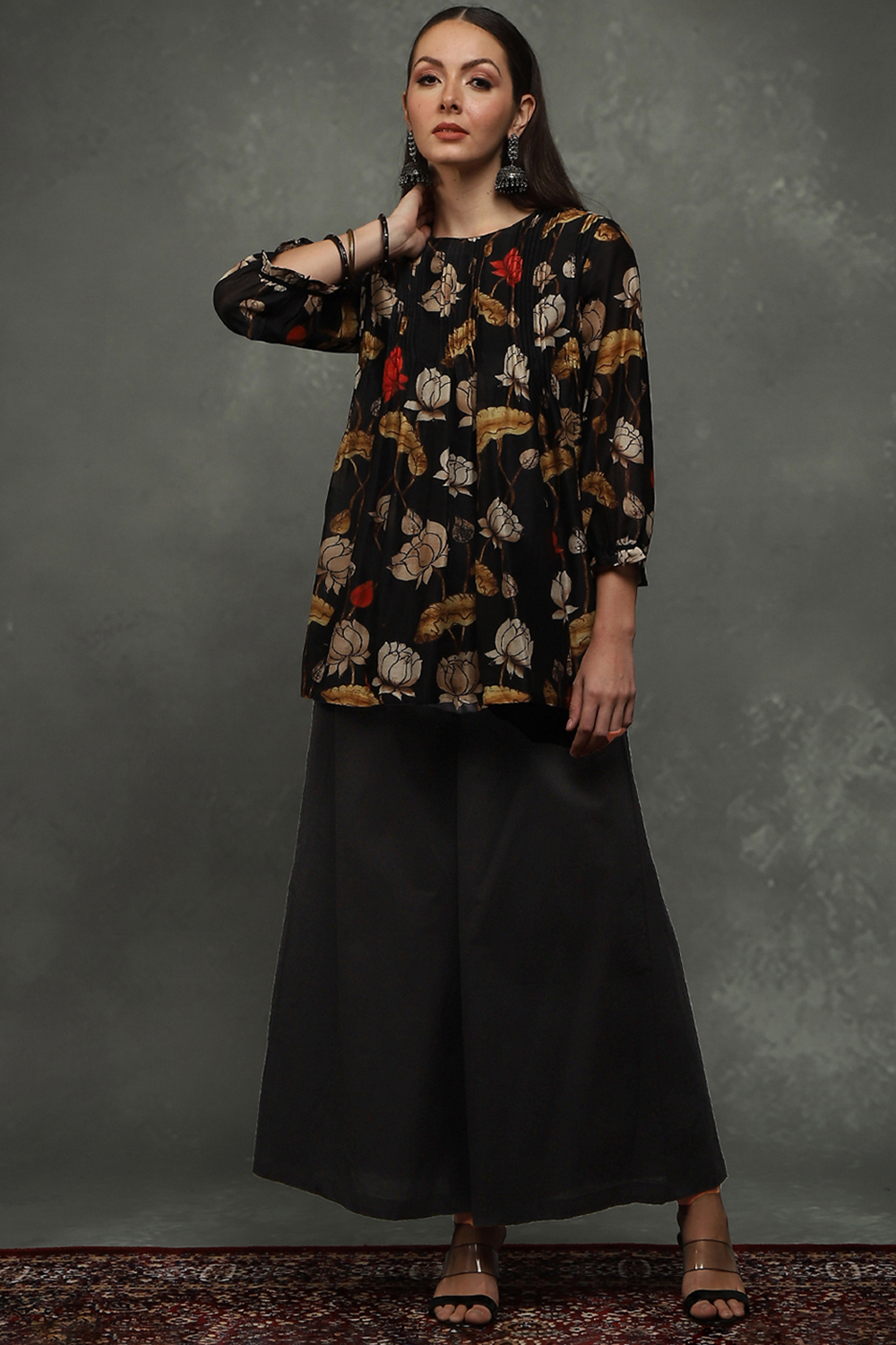 Cream-Colored Silk Chanderi Floral Printed Gathered Co-ord Set image number 6