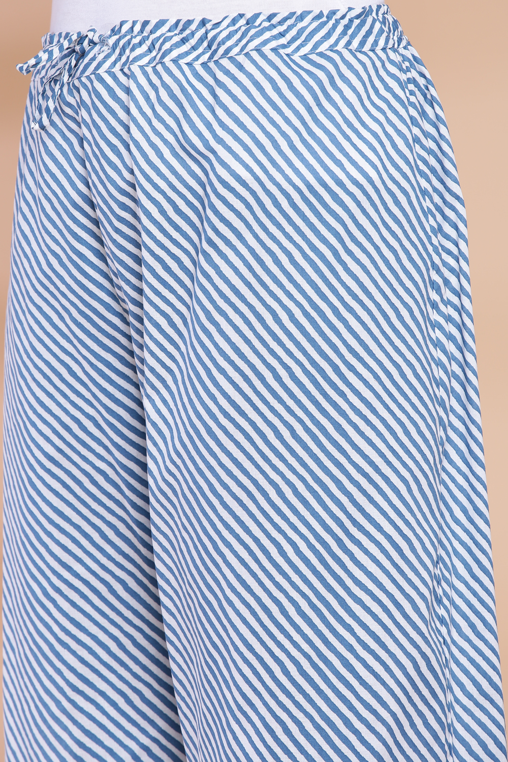 Blue Cotton Kalidar Kurta Palazzo Suit Set image number 2