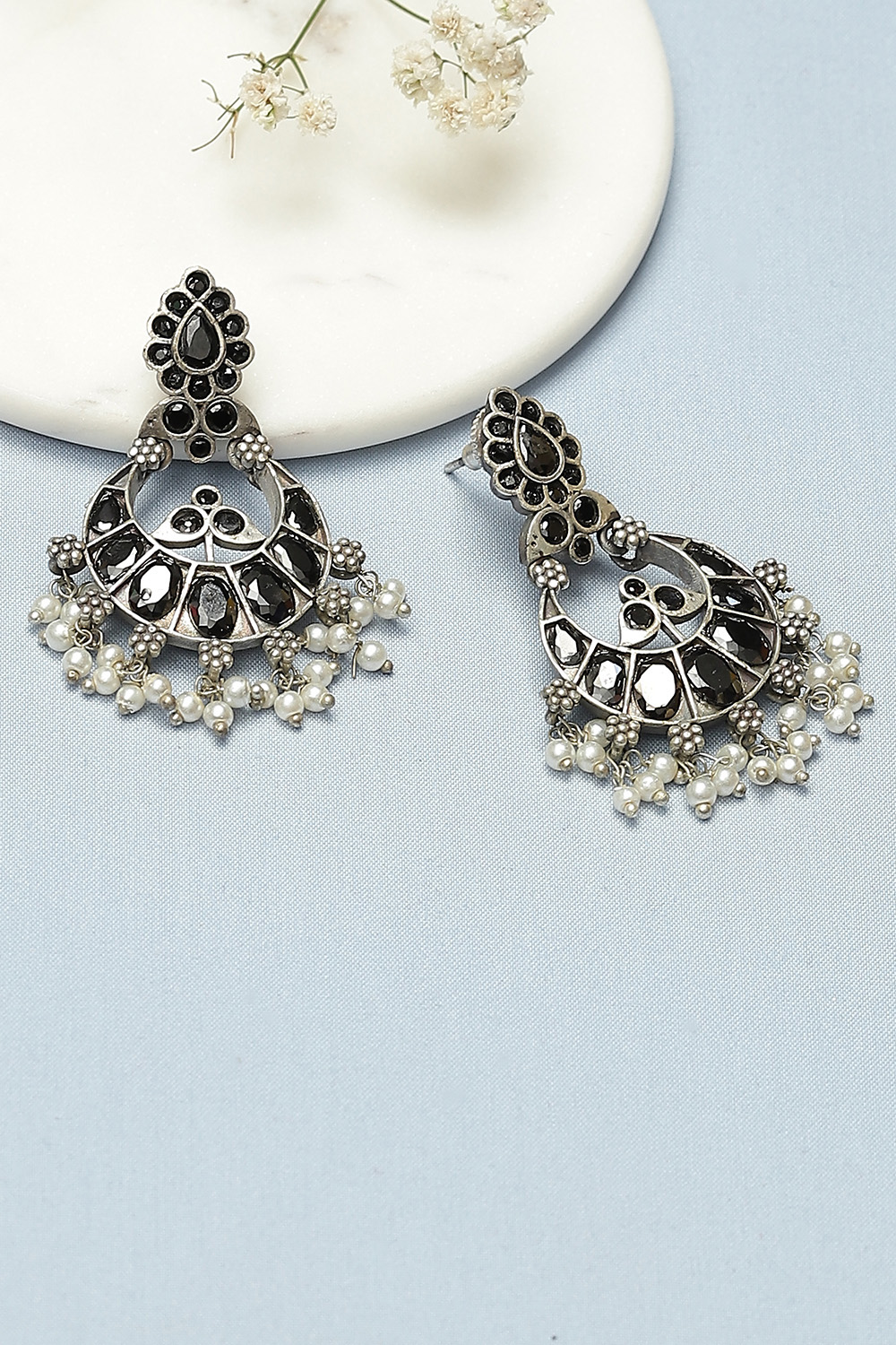 Black Kundan Earrings image number 0