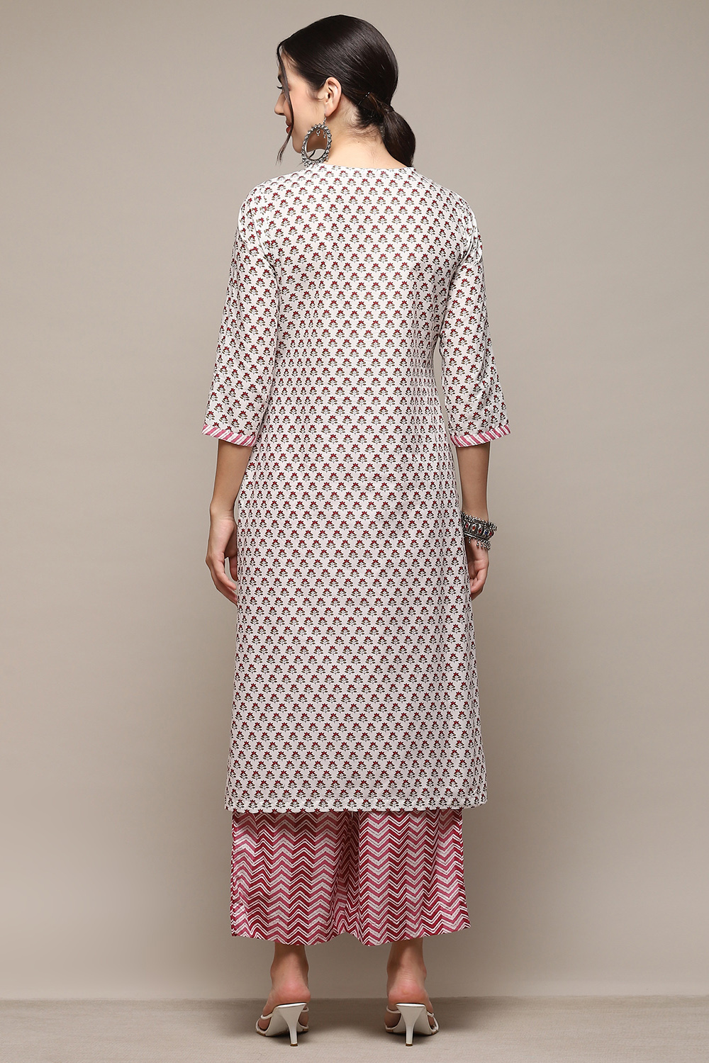 Off White Cambric Straight Kurta Palazzo Suit Set image number 4