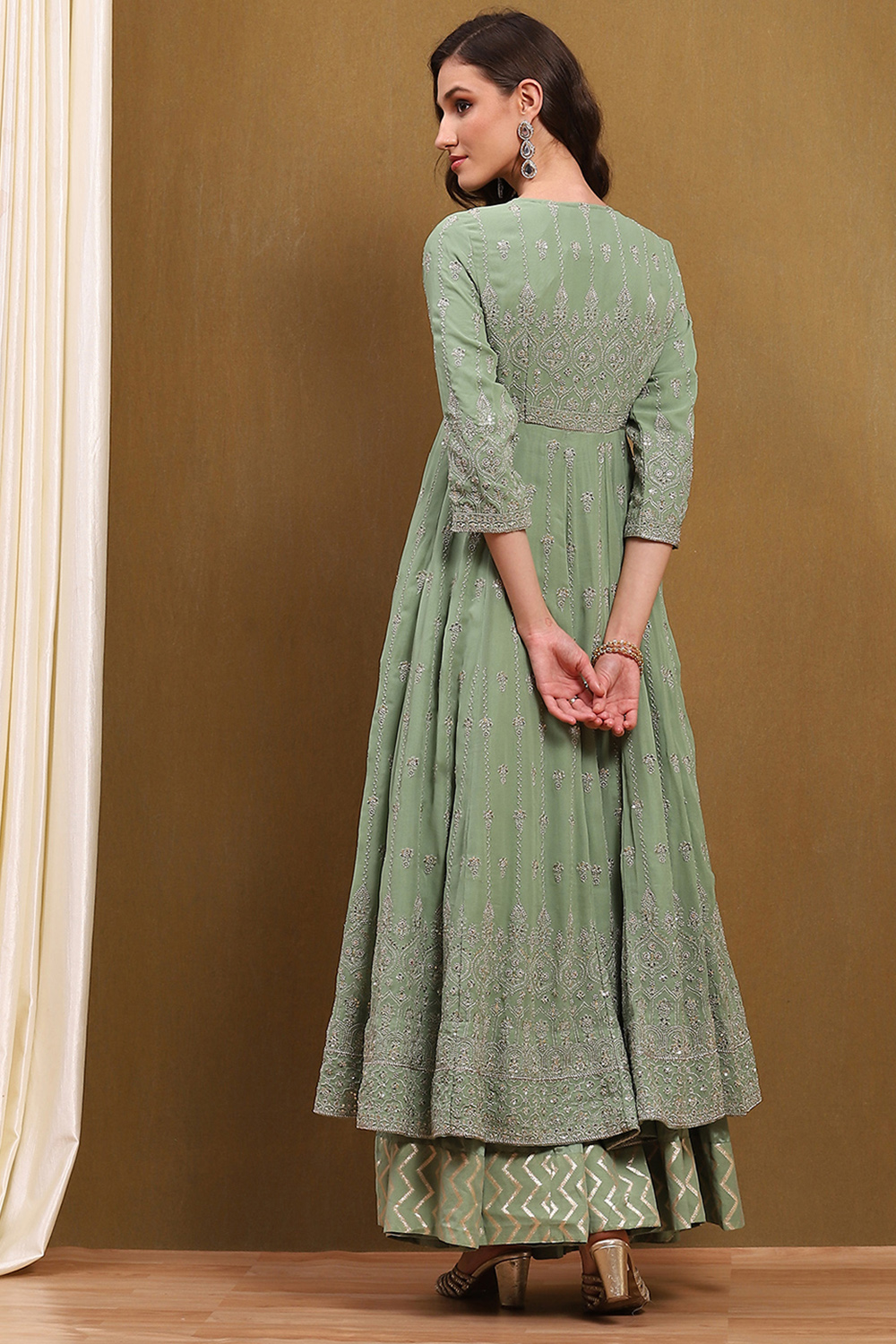 Green Viscose Georgette Embroidered Anarkali Suit Set image number 4
