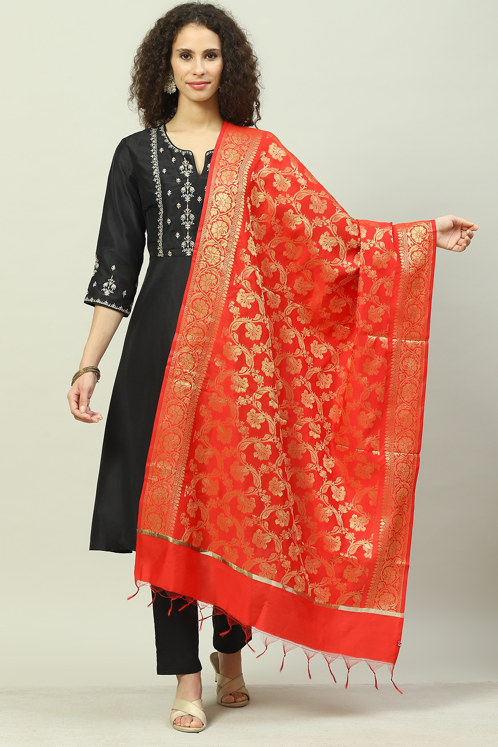 Fuschia Art Silk Yarndyed Dupatta image number 0