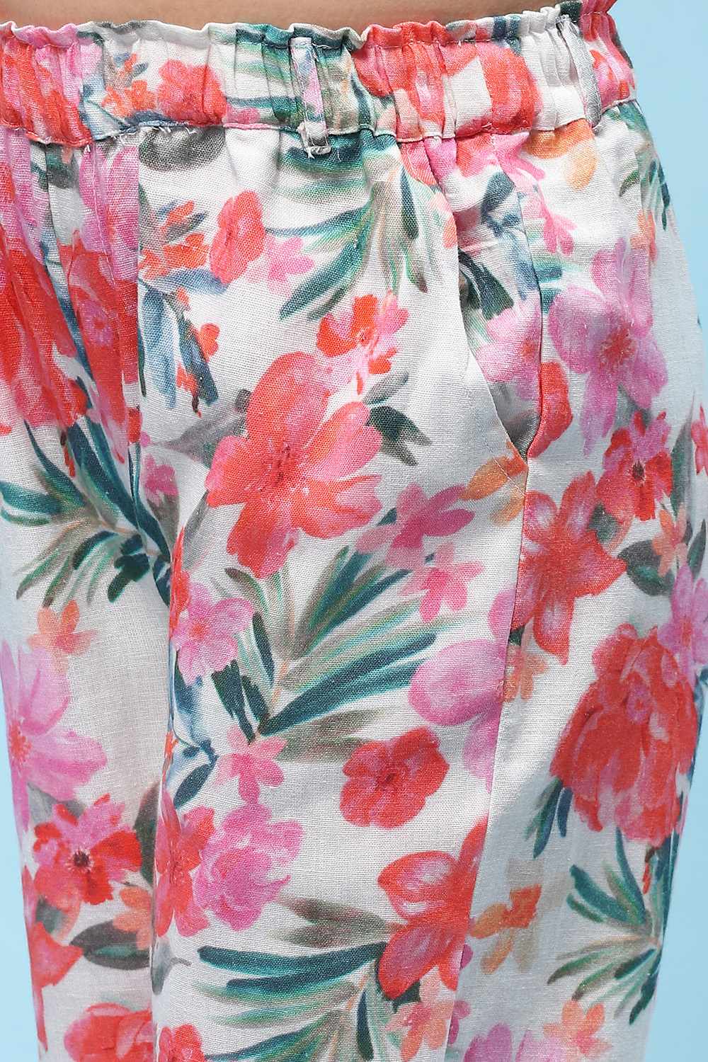 Off-White Pure Cotton Floral Print Top and Pant Set image number 2