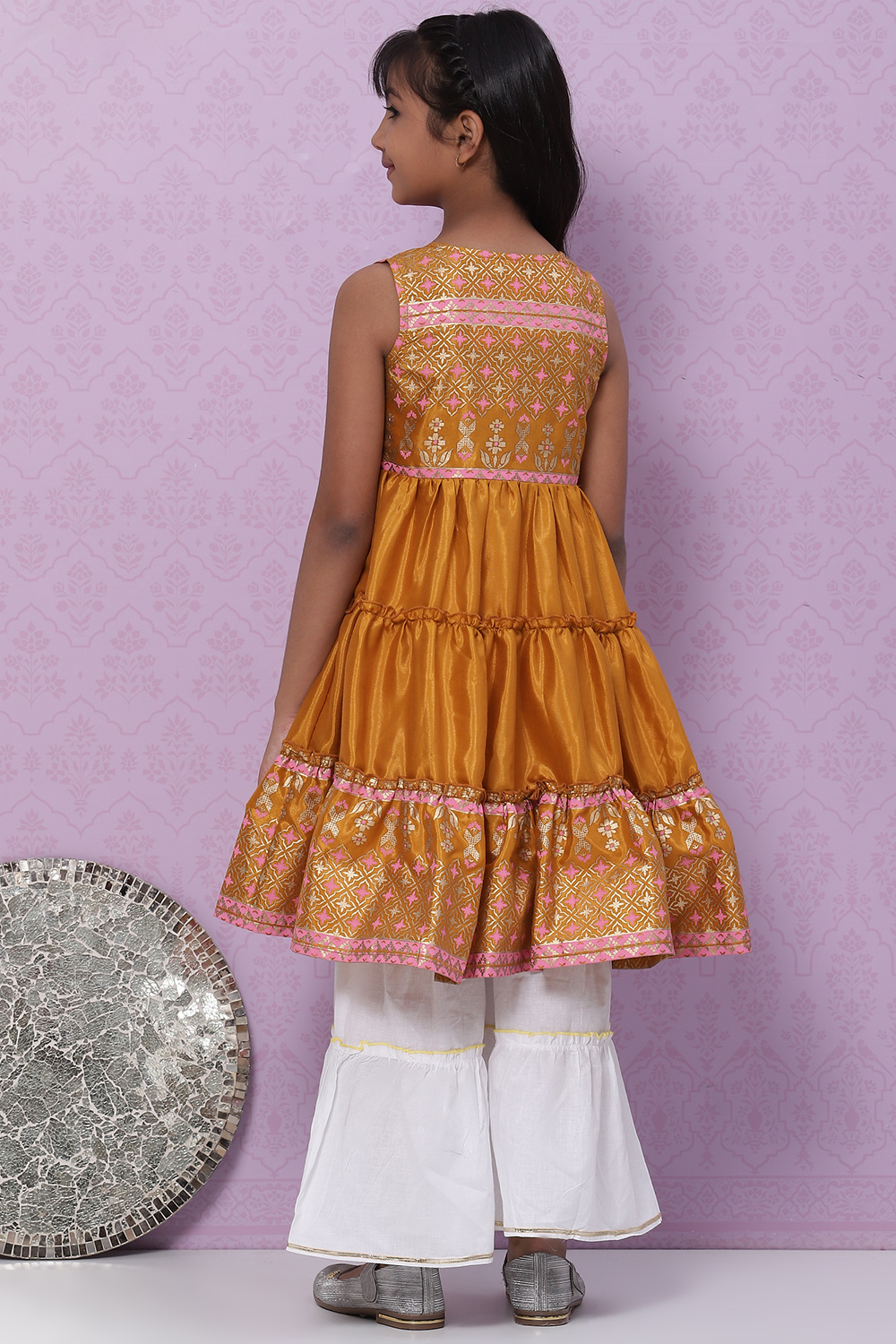 Mint Green Art Silk Short Kurti image number 4