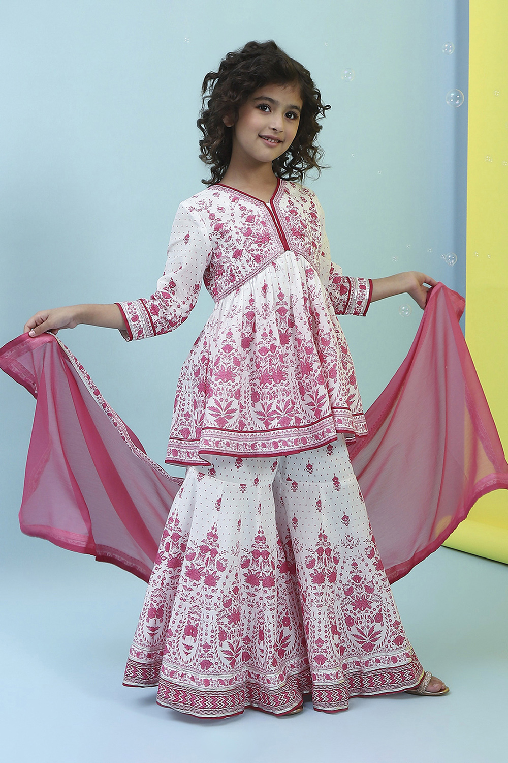 Off-White and Pink Cotton Peplum Suit Set image number 7