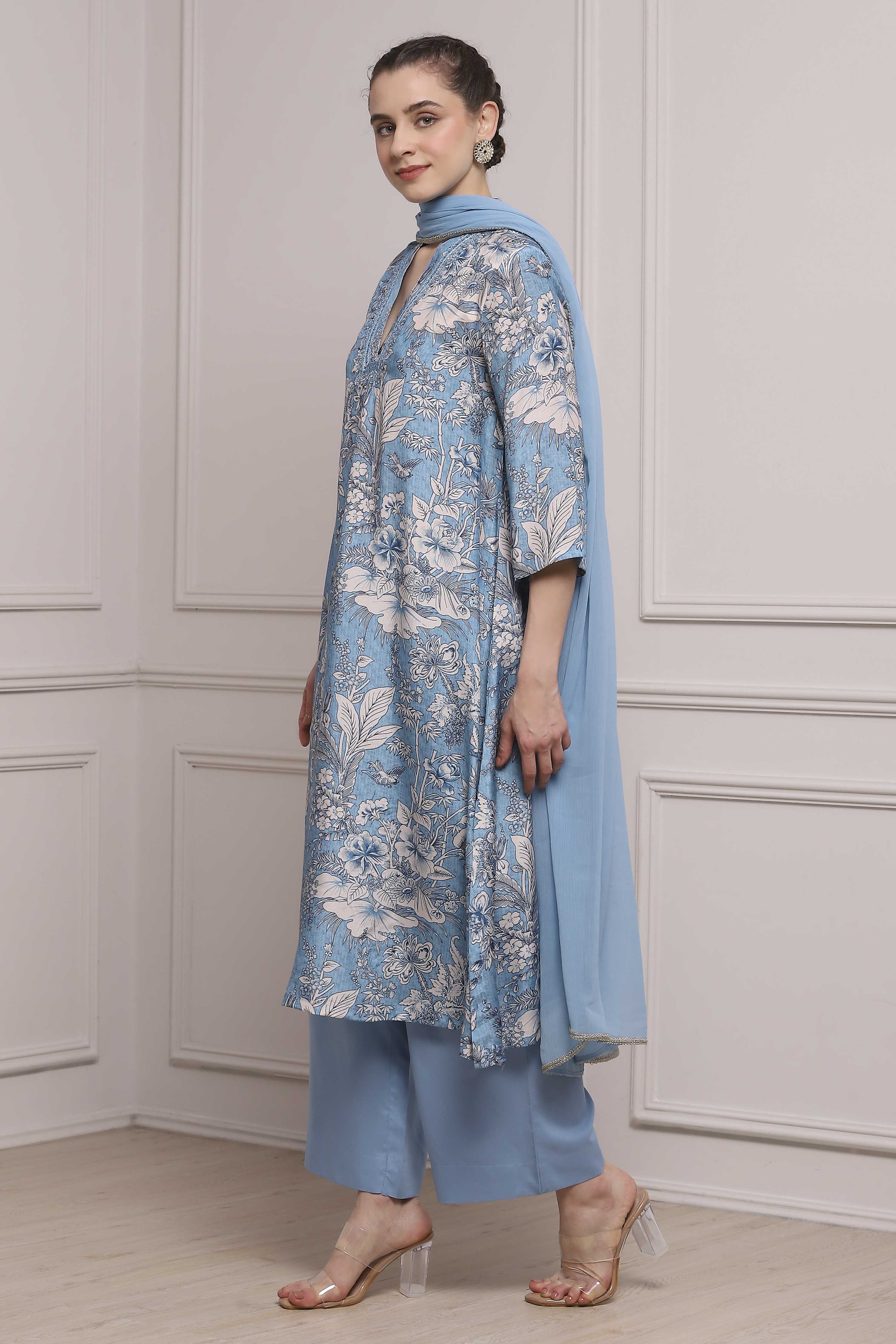 Blue Floral Printed Asymmetric Suit Set image number 3