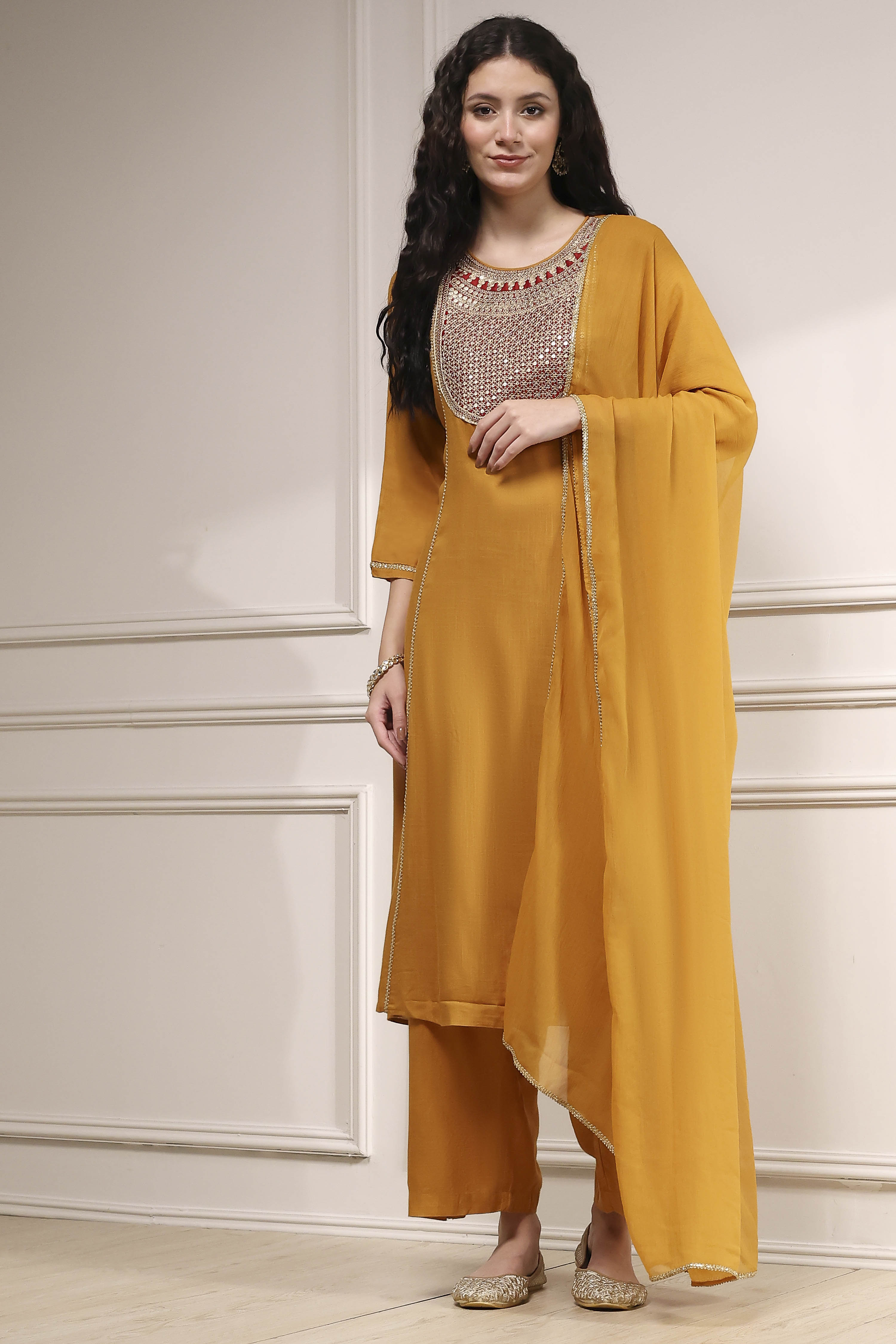 Mustard Yellow Solid A-Line Suit Set image number 6