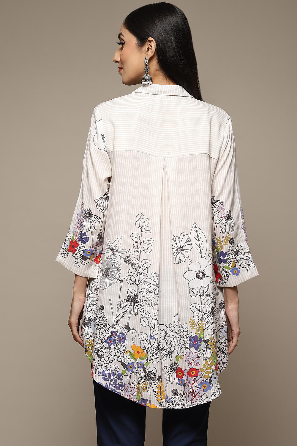 Off White LIVA Printed Shirt image number 4