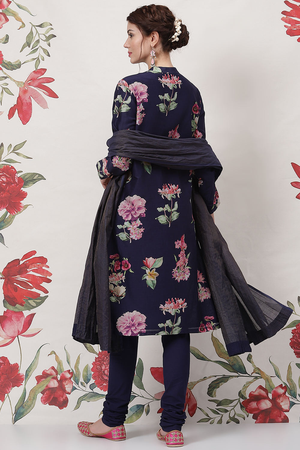 Rohit Bal Off White Cotton Silk Straight Printed Suit Set image number 4