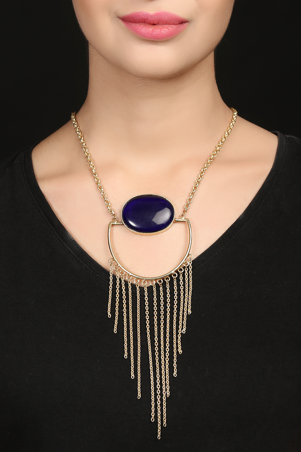 Golden Necklace With Lapis Lazuli Stone image number 0