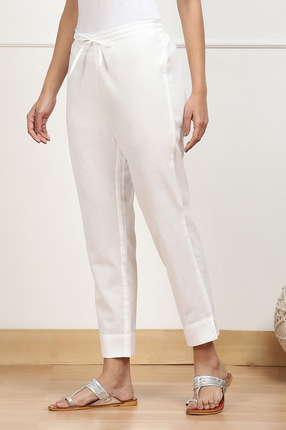 Rust Cotton Solid Regular Pants image number 2