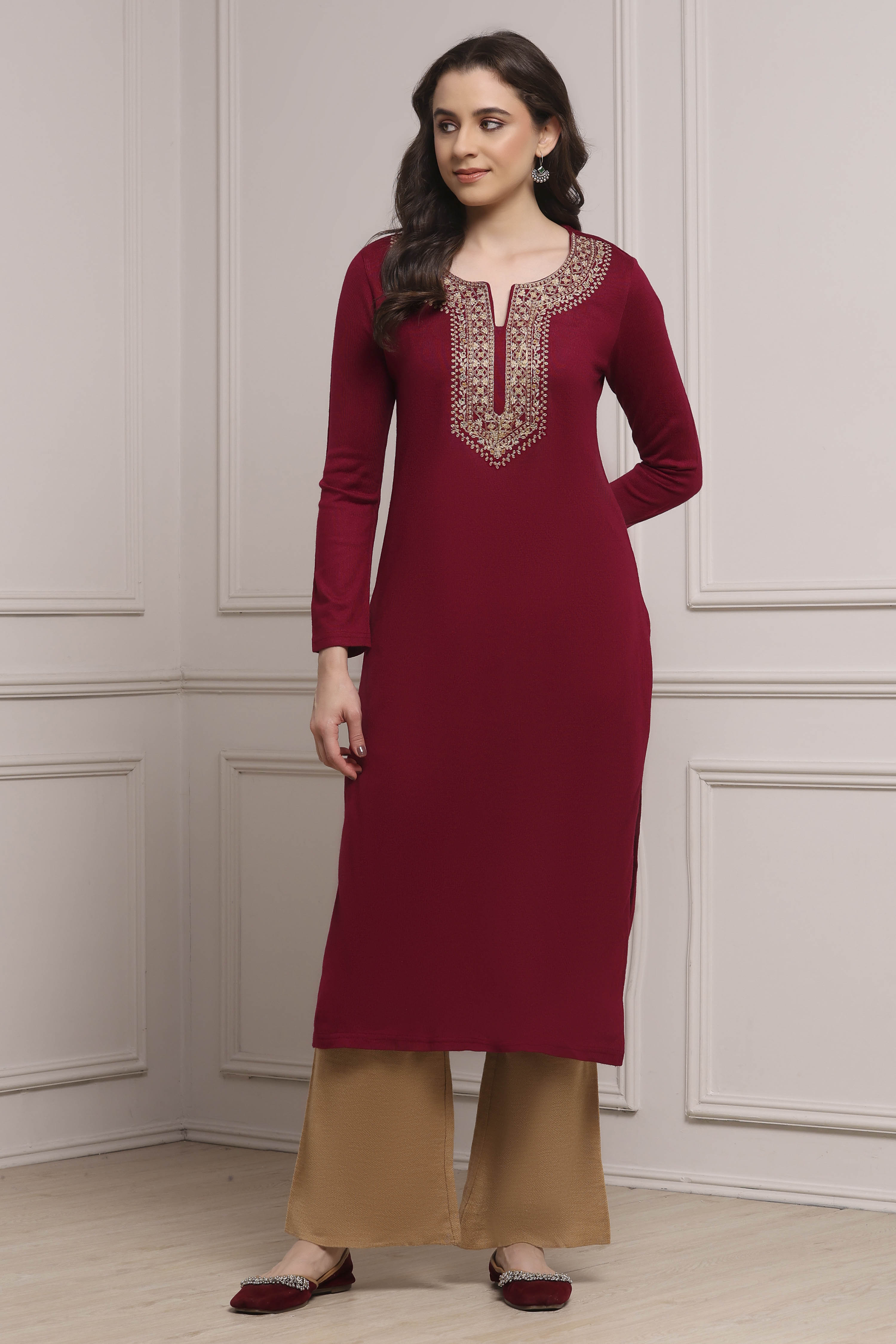 Black Acrylic Solid Straight Winter Kurta image number 5