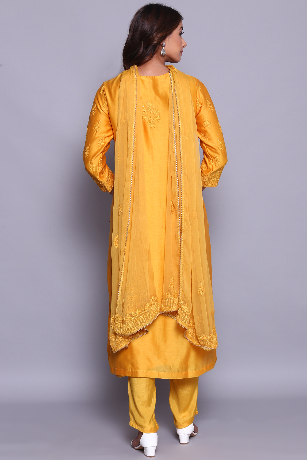 Pink Chanderi Hand Embroidered Unstitched Suit Set image number 7