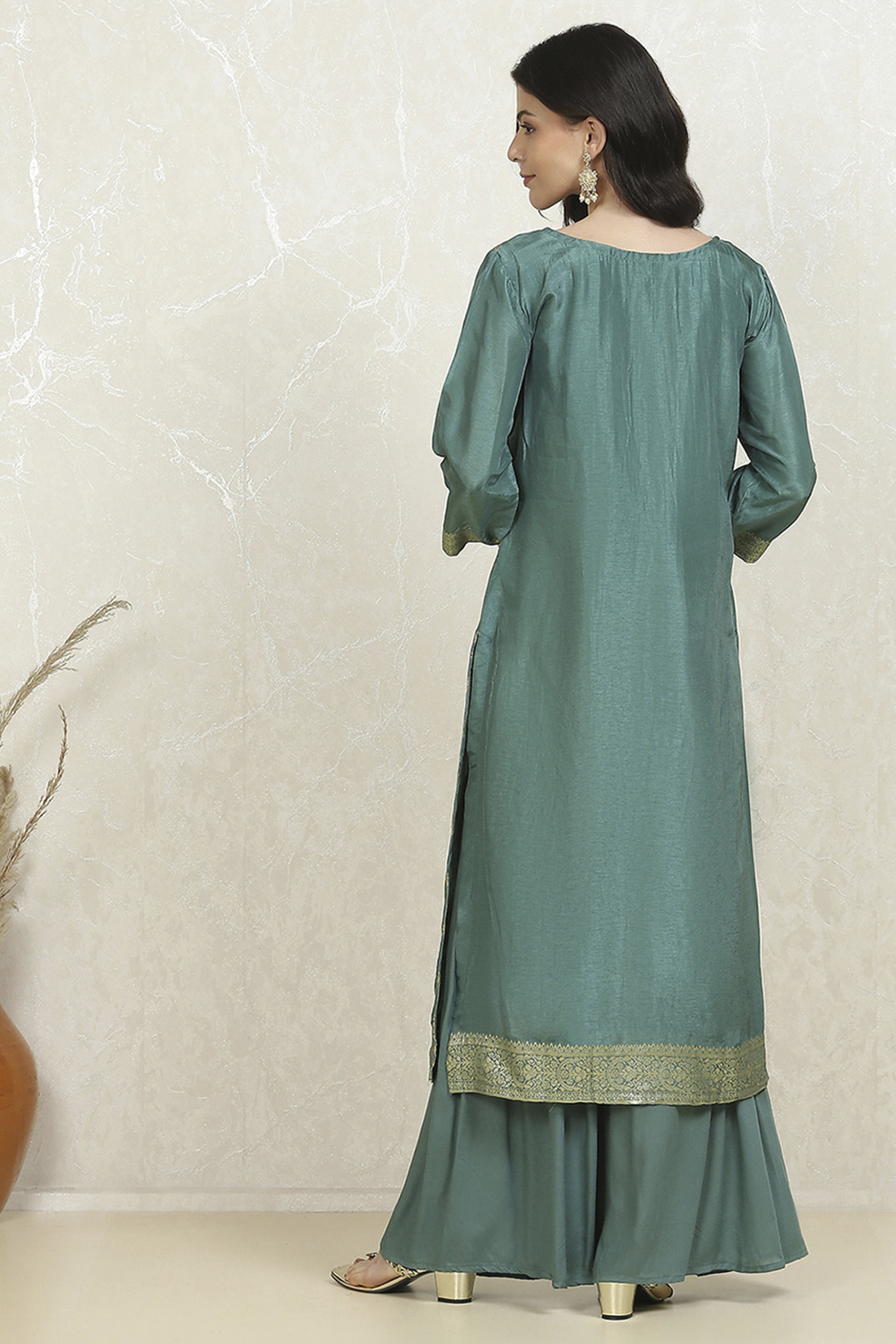 Pink Cotton Printed Embroidered Unstitched Suit Set image number 5