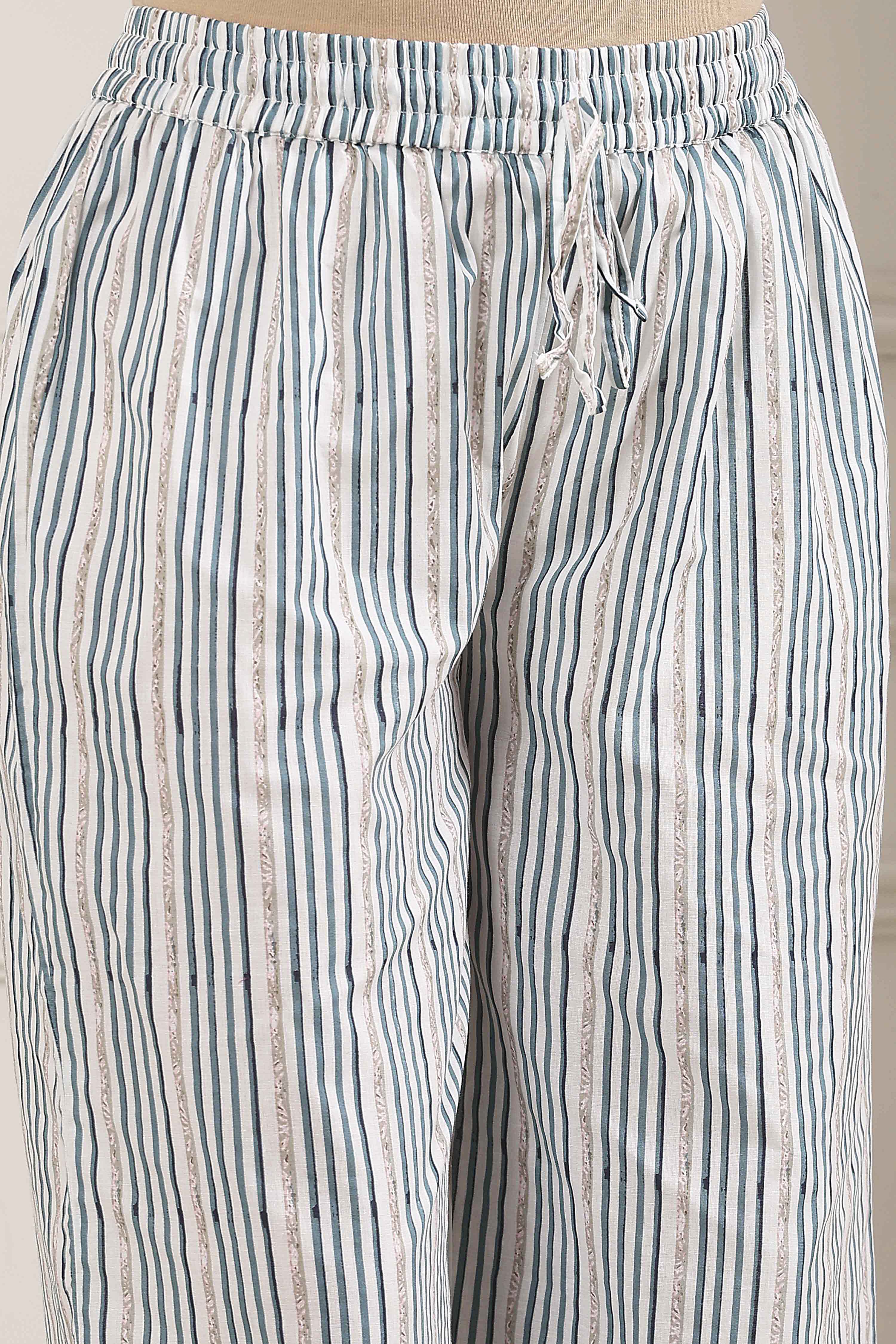 Turquoise Cotton Floral Printed Straight Suit Set image number 2