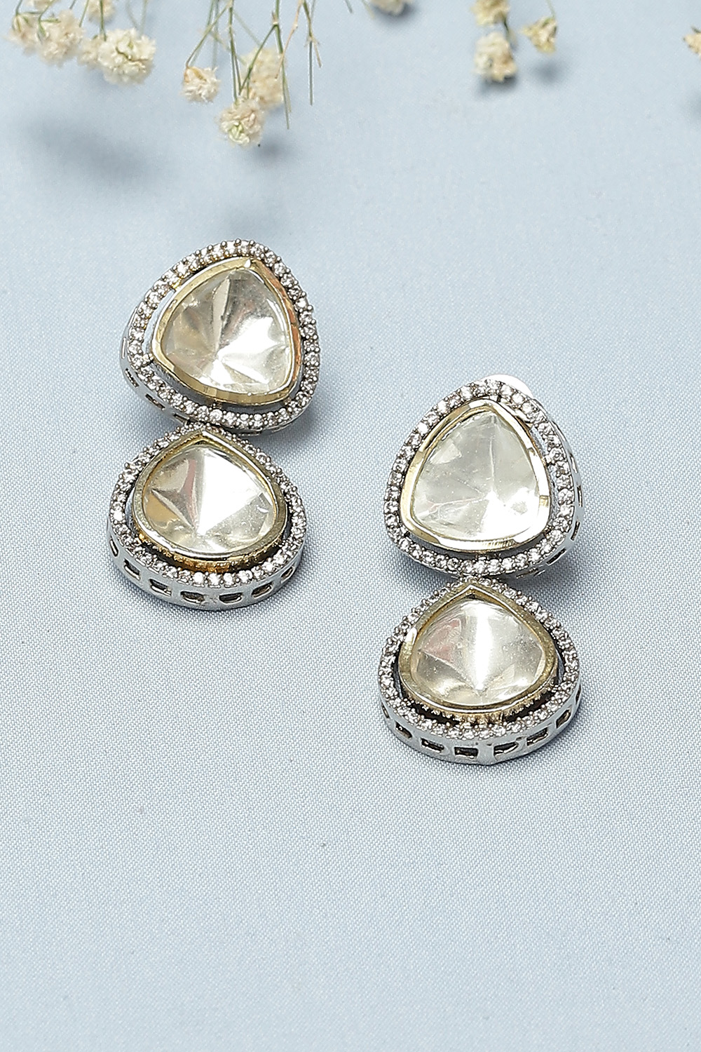 White Alloy Earrings image number 0