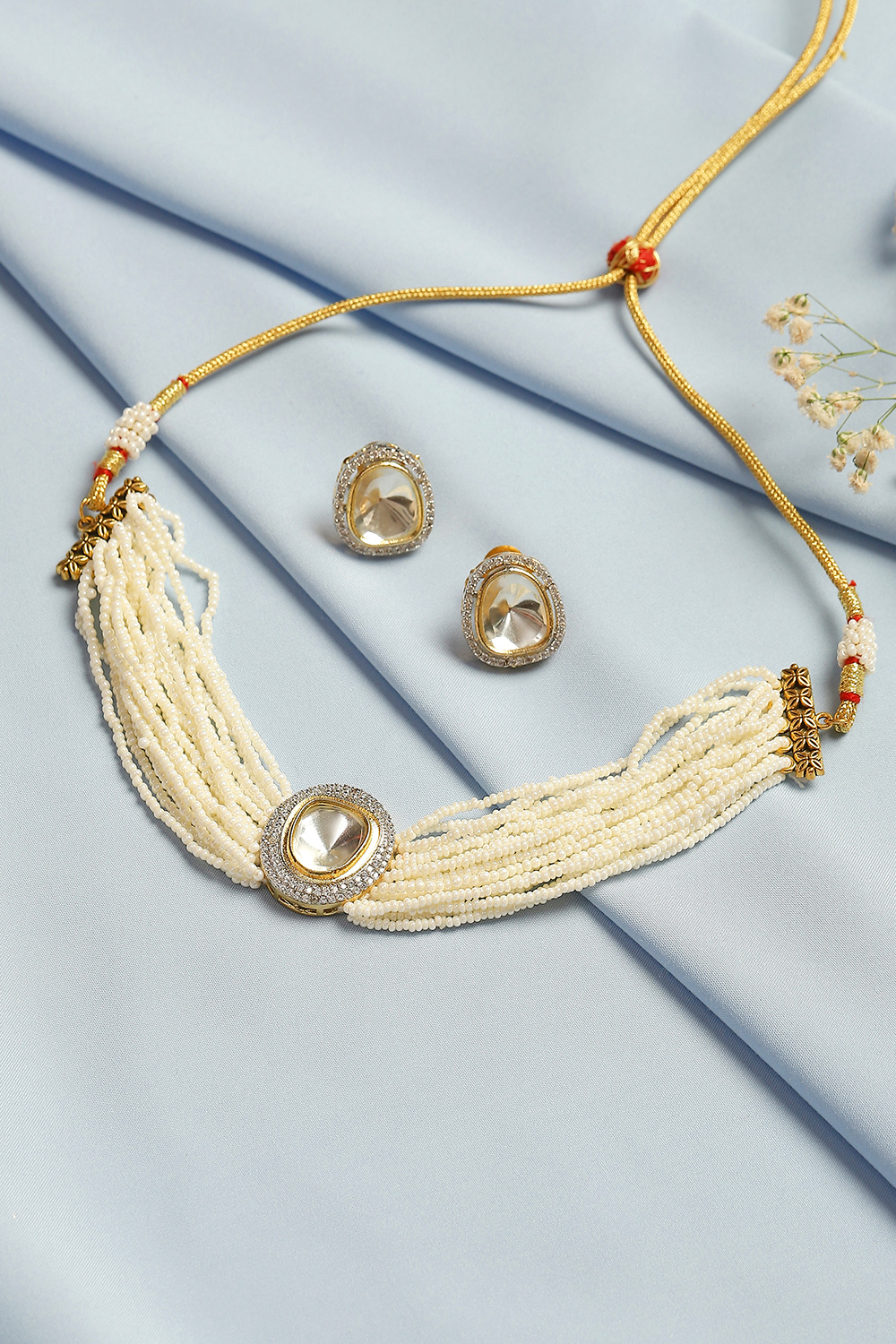 White Alloy Necklace Set image number 0