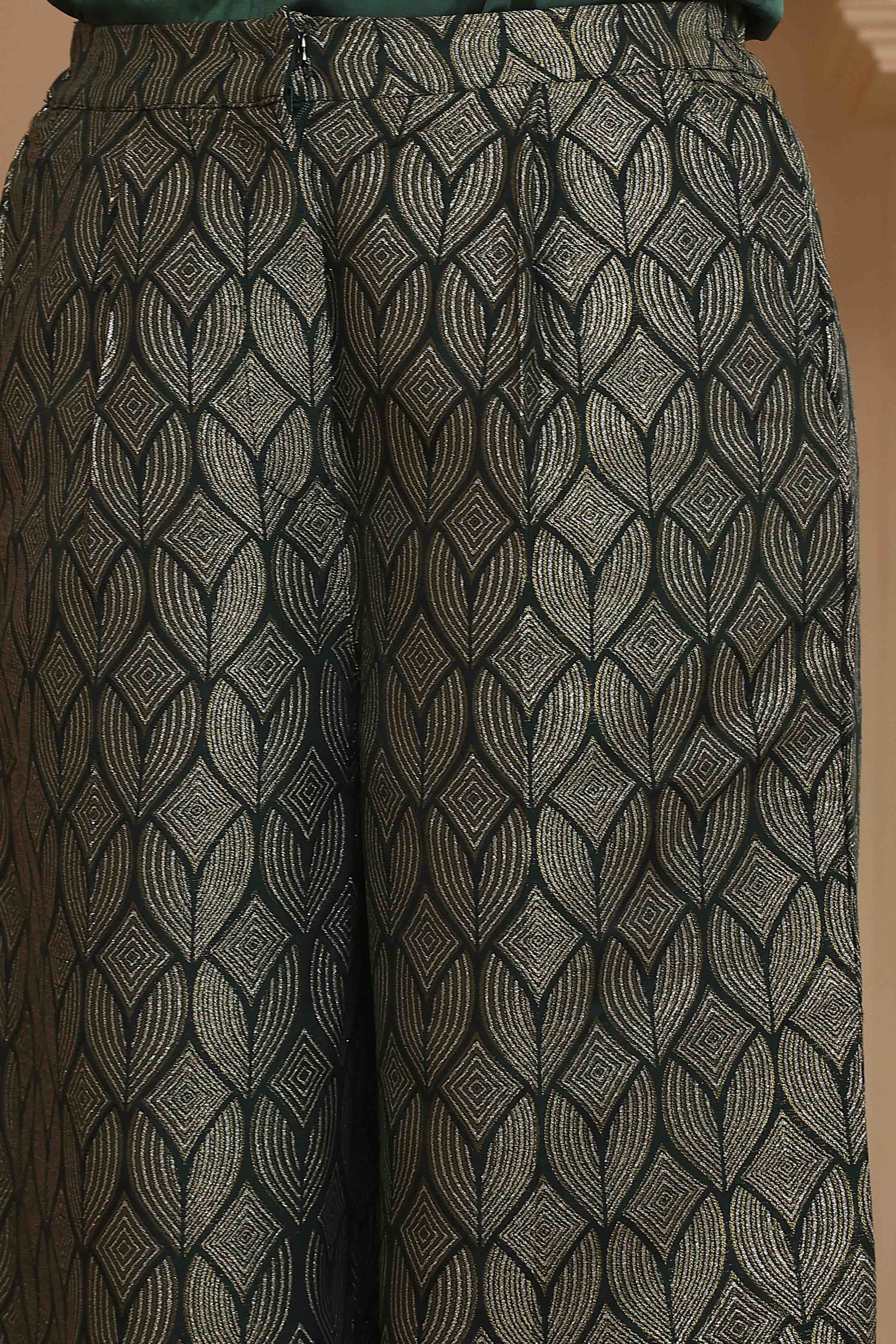 Emerald Green Art Silk Sequinned Co-ord Set image number 2