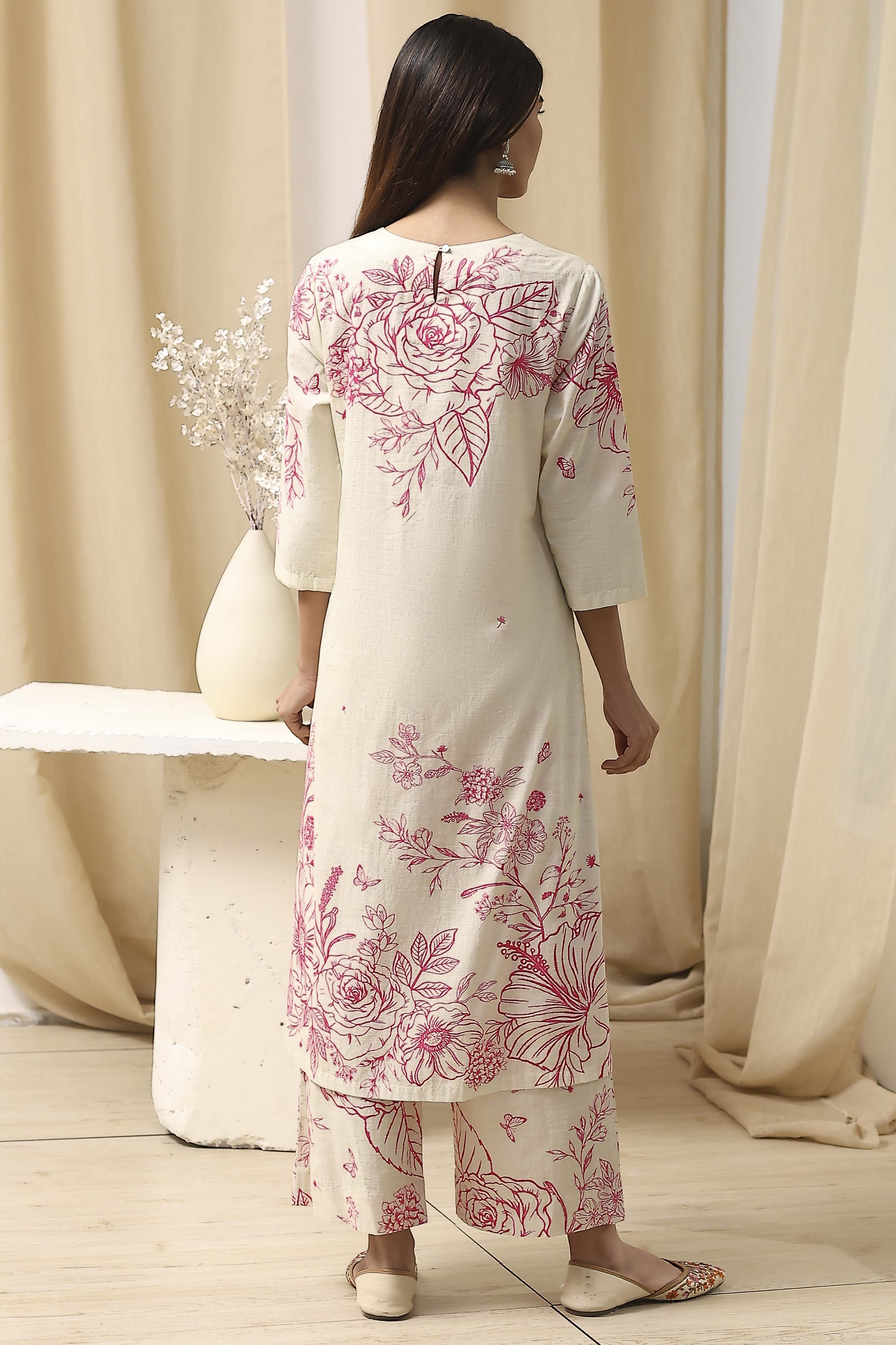 Off-White and Blue Cotton Straight Suit Set image number 4