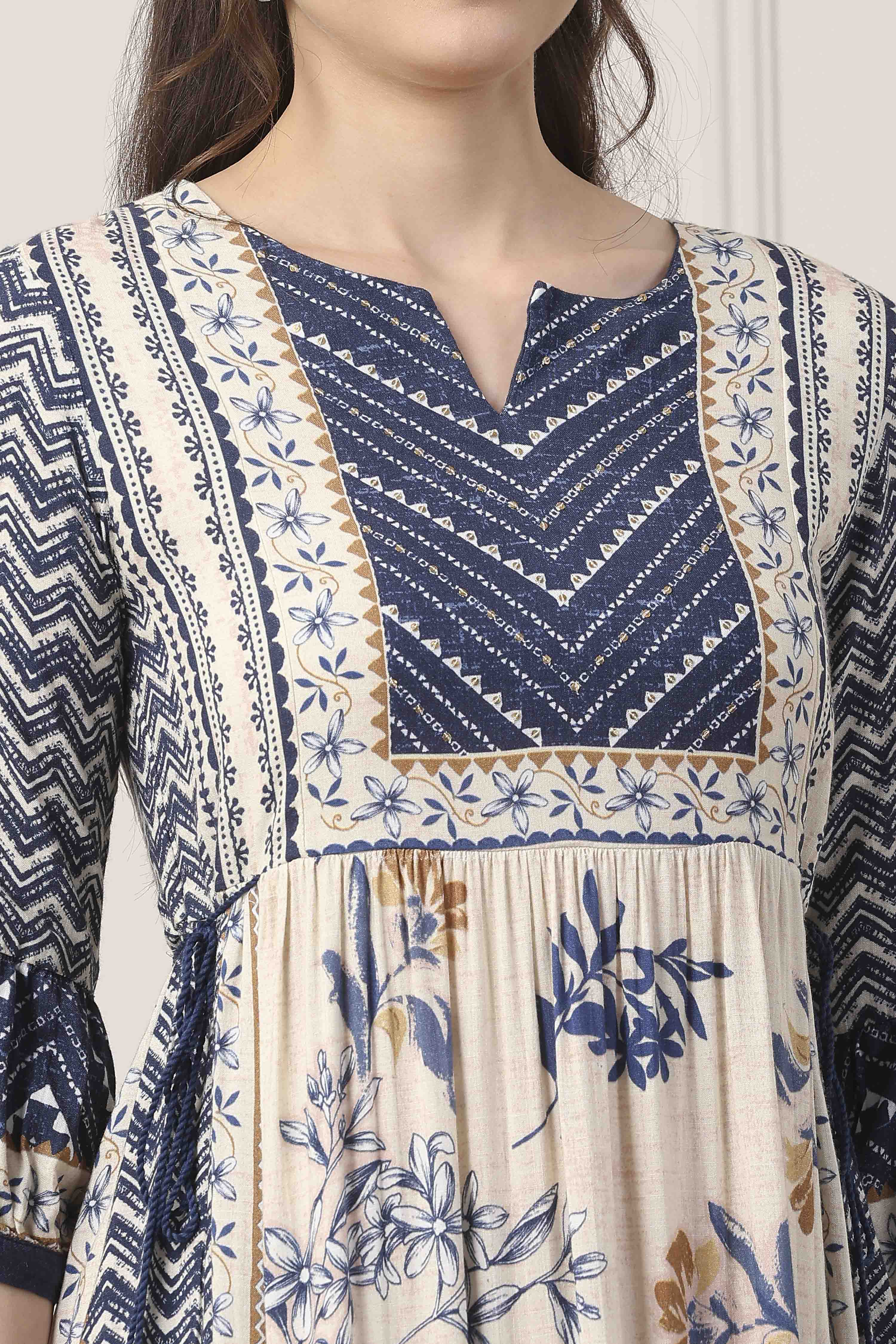 Blue Floral Printed Flared Maxi Dress image number 1