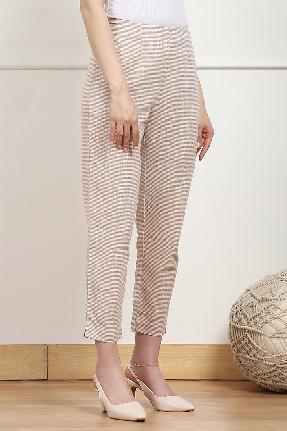 Beige Cotton Narrow Pant image number 3