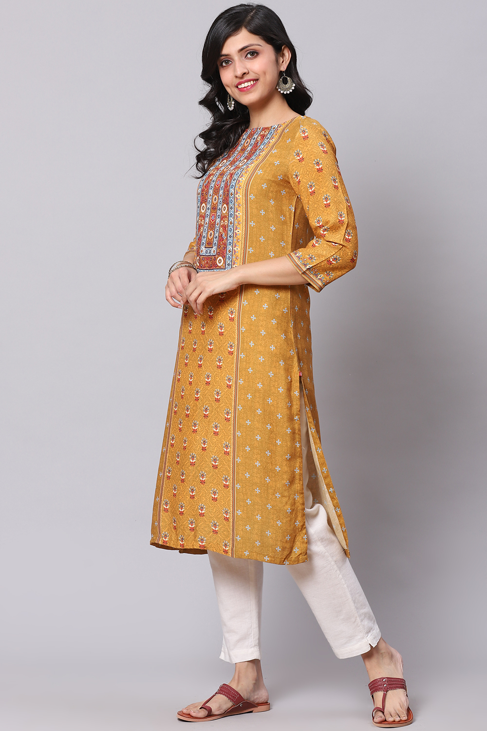 Mustard Straight Rayon Kurta image number 2