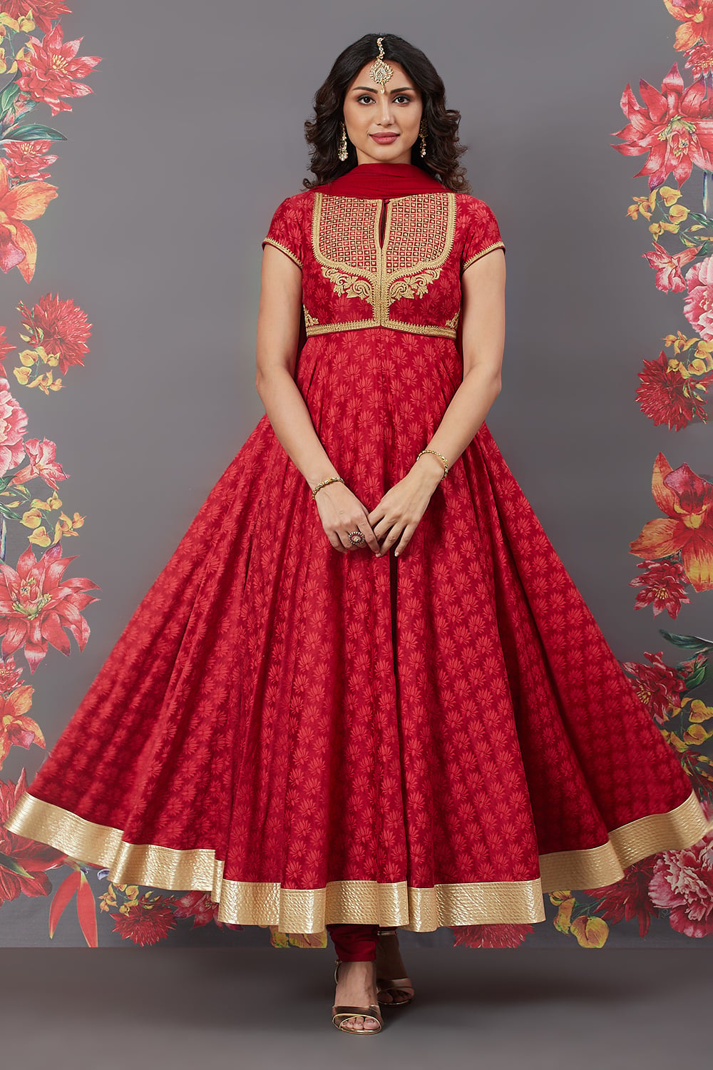 Red Silk Flared Solid Suit Set image number 0