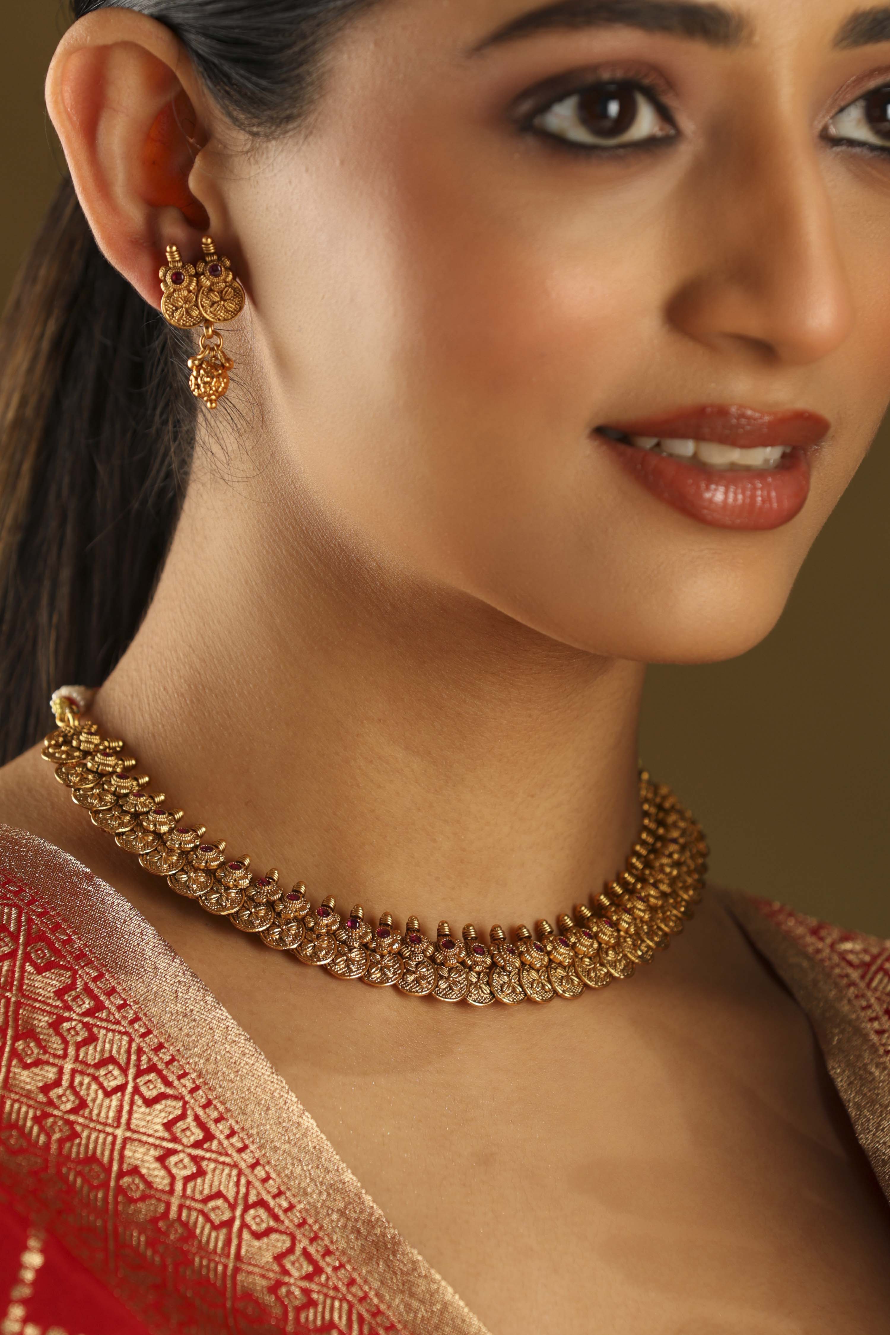 Red Brass Necklace Set image number 1