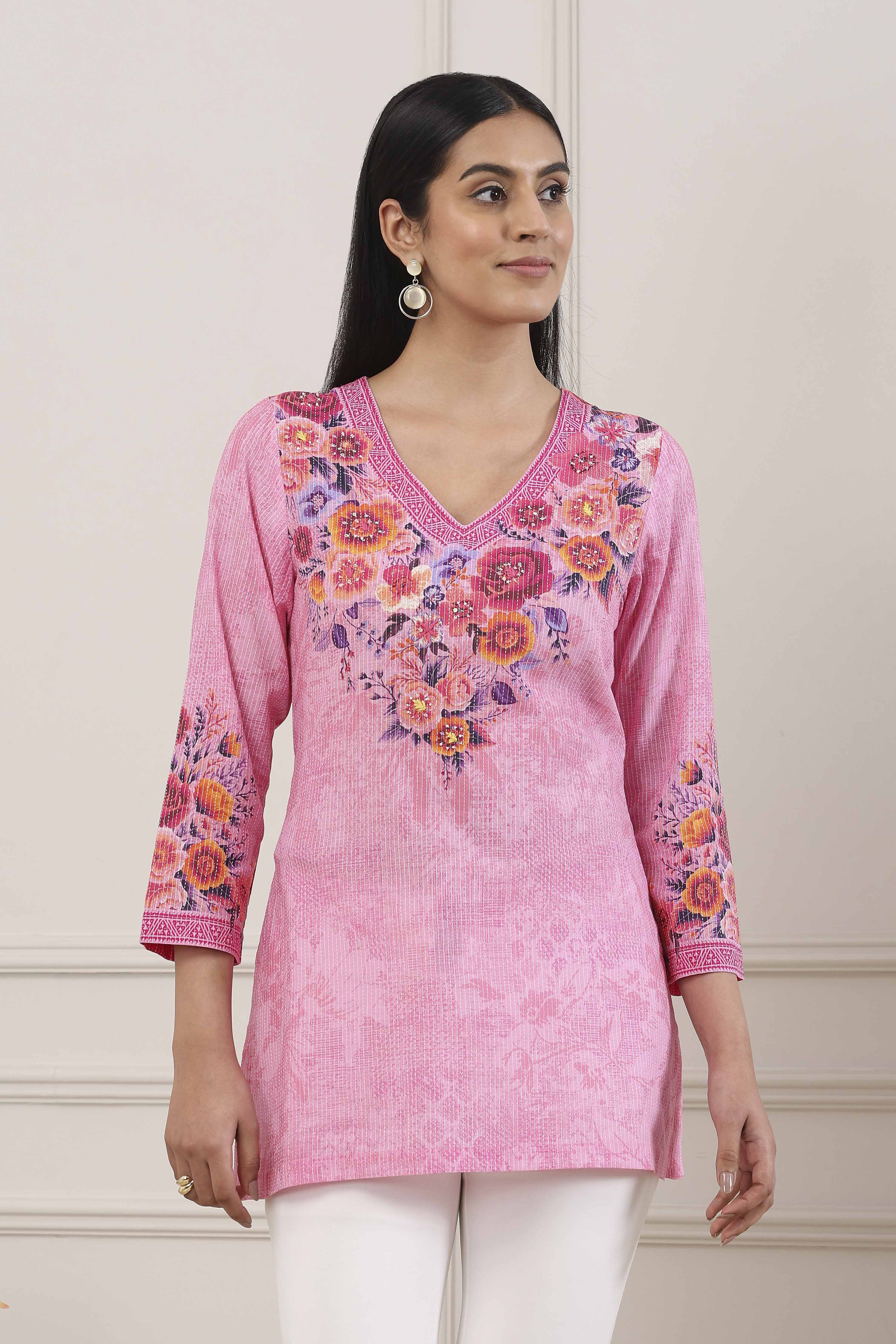 Pink Floral Printed Yoke Straight Kurti image number 5