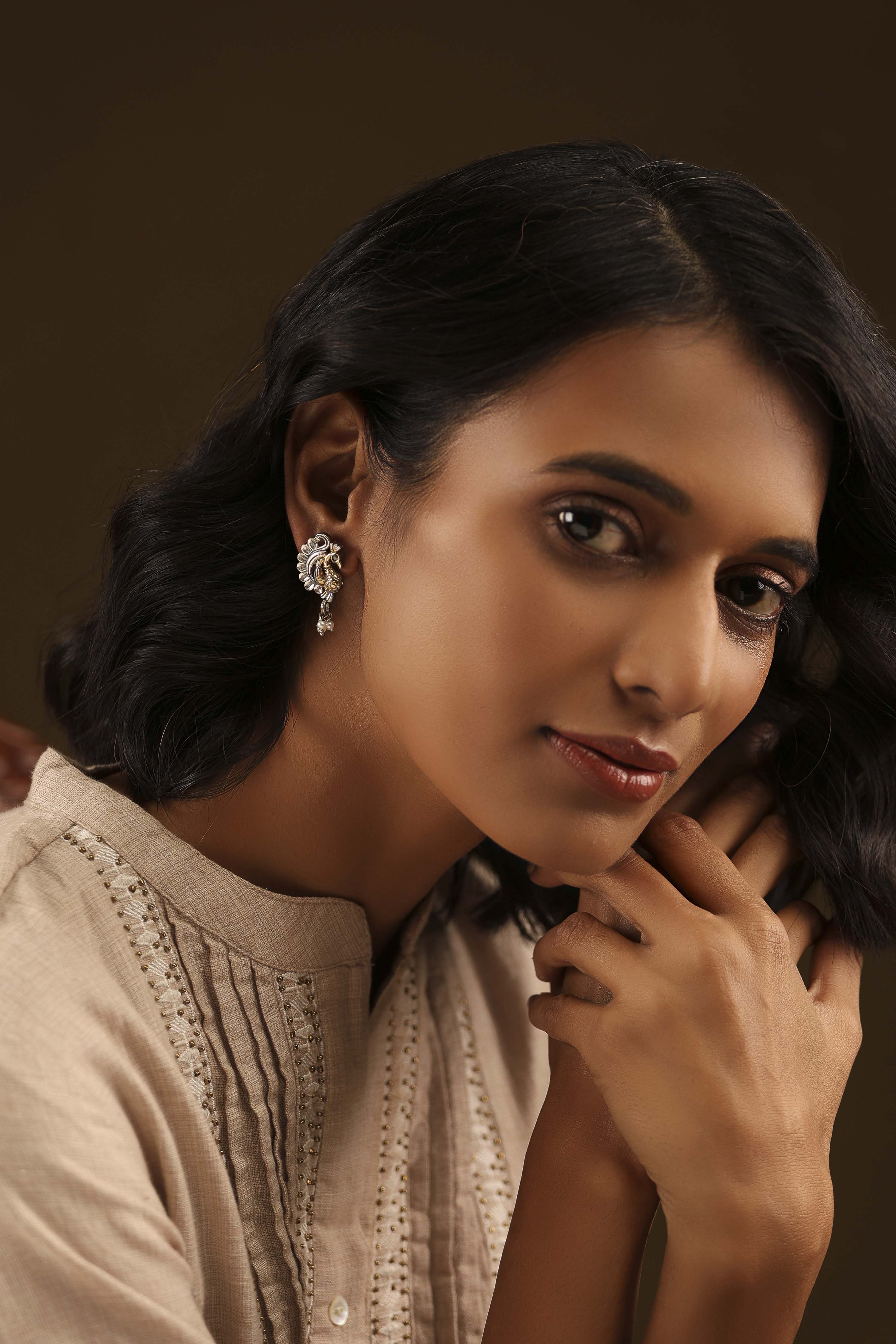 Oxid Gold Brass Studs image number 3