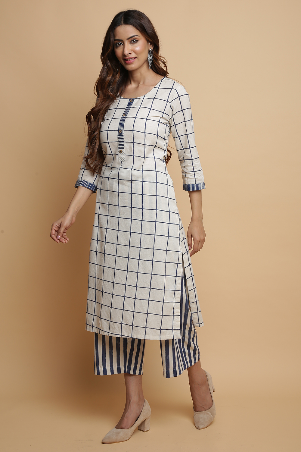 Black Cotton Straight Kurta Pants Set image number 5