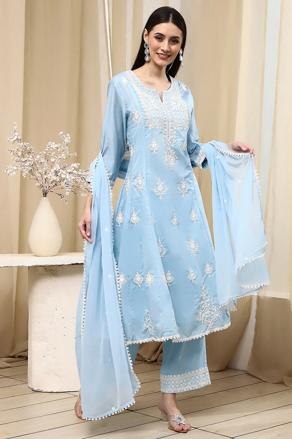 Blue Embroidered Kalidar Suit Set image number 5