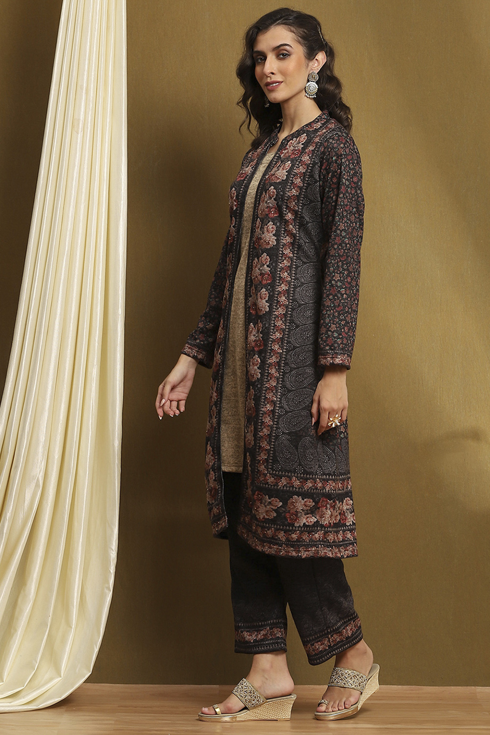 Black Polyester Straight Kurta Pants Set image number 3