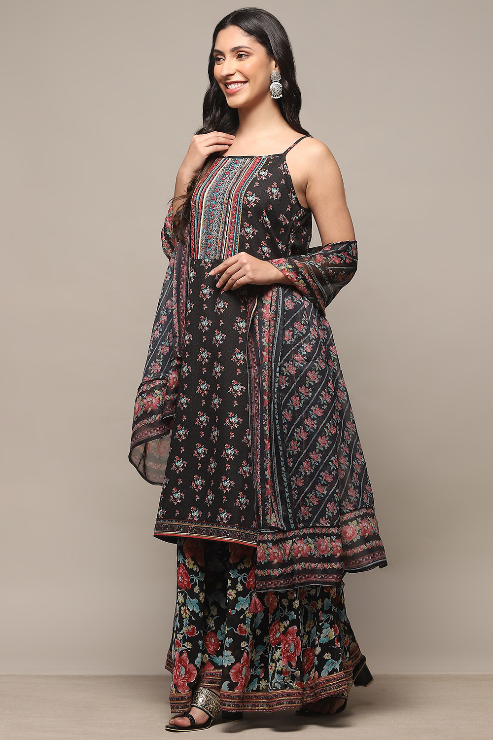 Black Linen Blend Straight Suit set image number 4