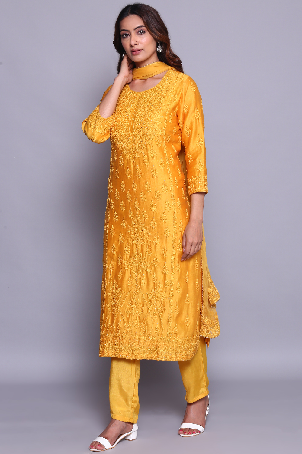 Pink Chanderi Hand Embroidered Unstitched Suit Set image number 2