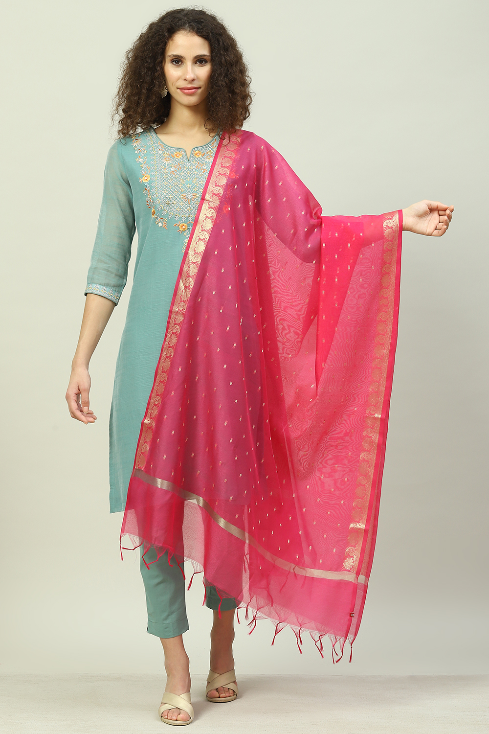 White Cotton Blend Yarndyed Dupatta image number 0