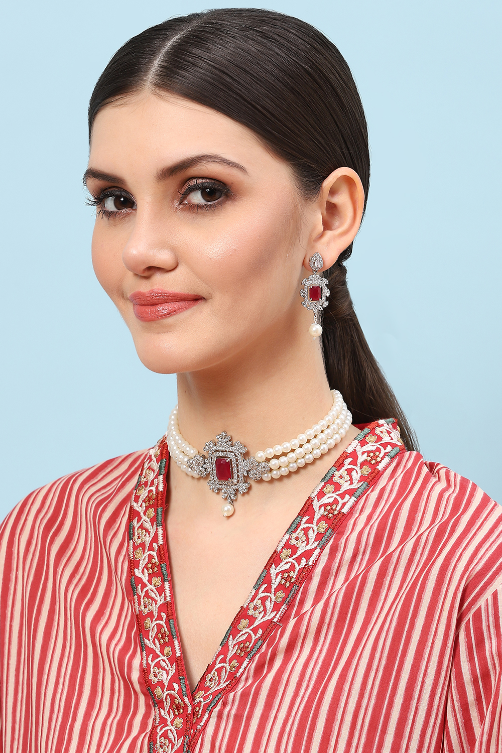 Red Alloy Necklace Set image number 1