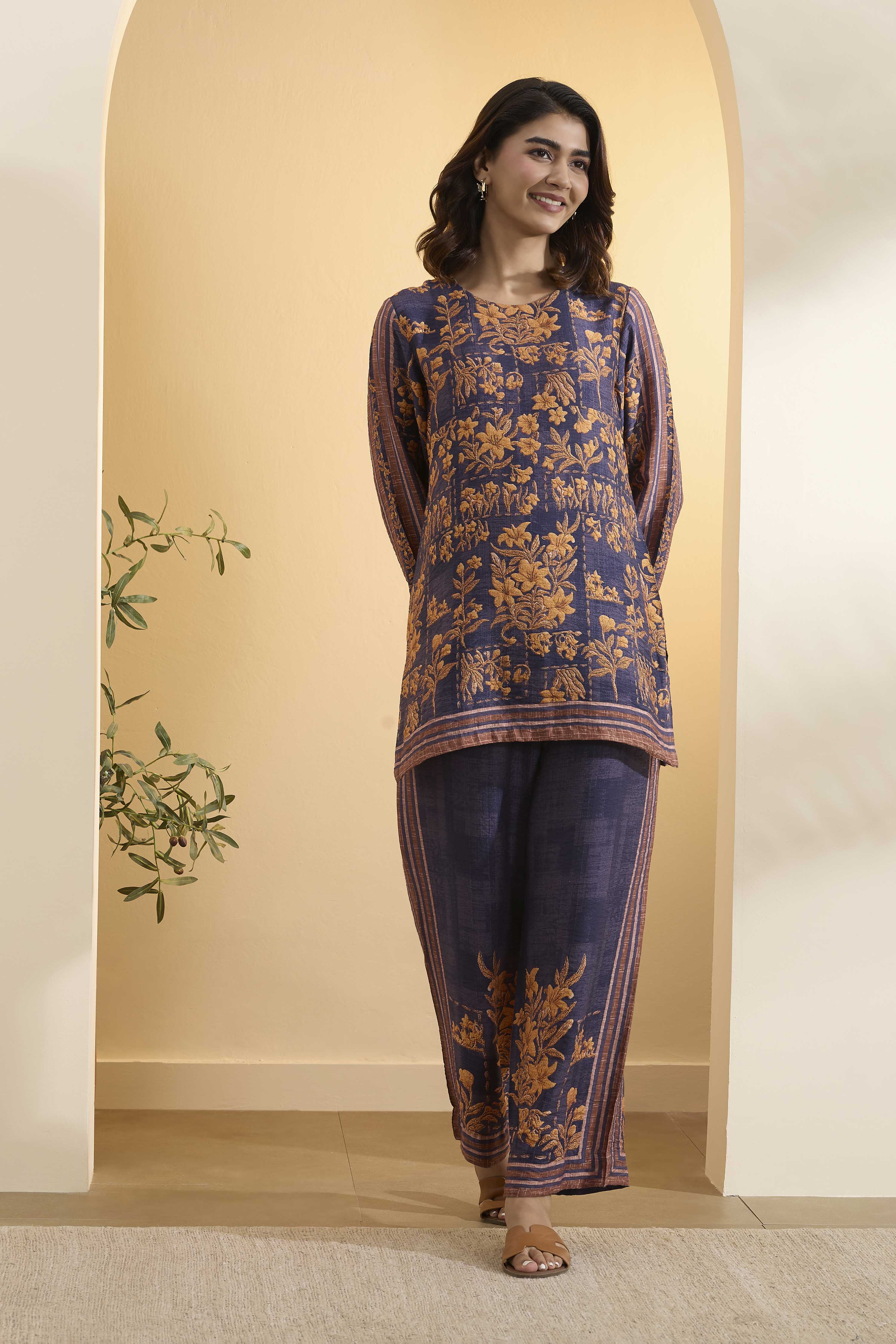 Violet Nylon Viscose Printed C-ord Set image number 6